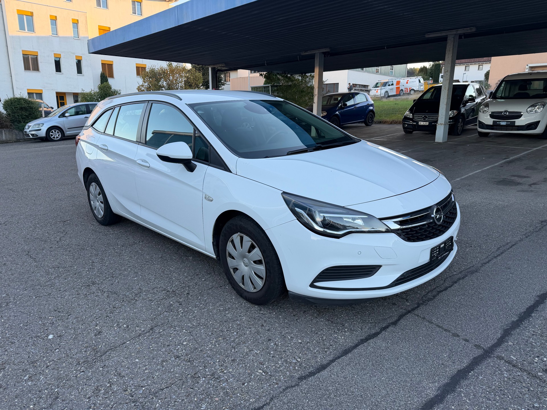 OPEL Astra Sports Tourer 1.6 CDTi ecoF Enjoy-image-5