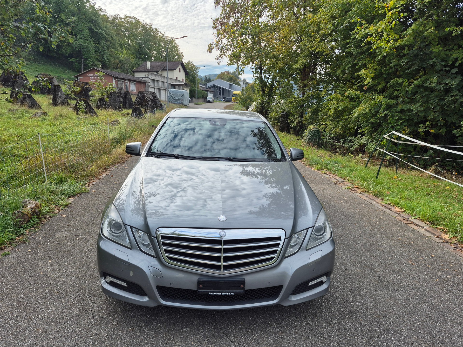 MERCEDES-BENZ E 220 CDI BlueEfficiency Avantgarde Automatic-image-1