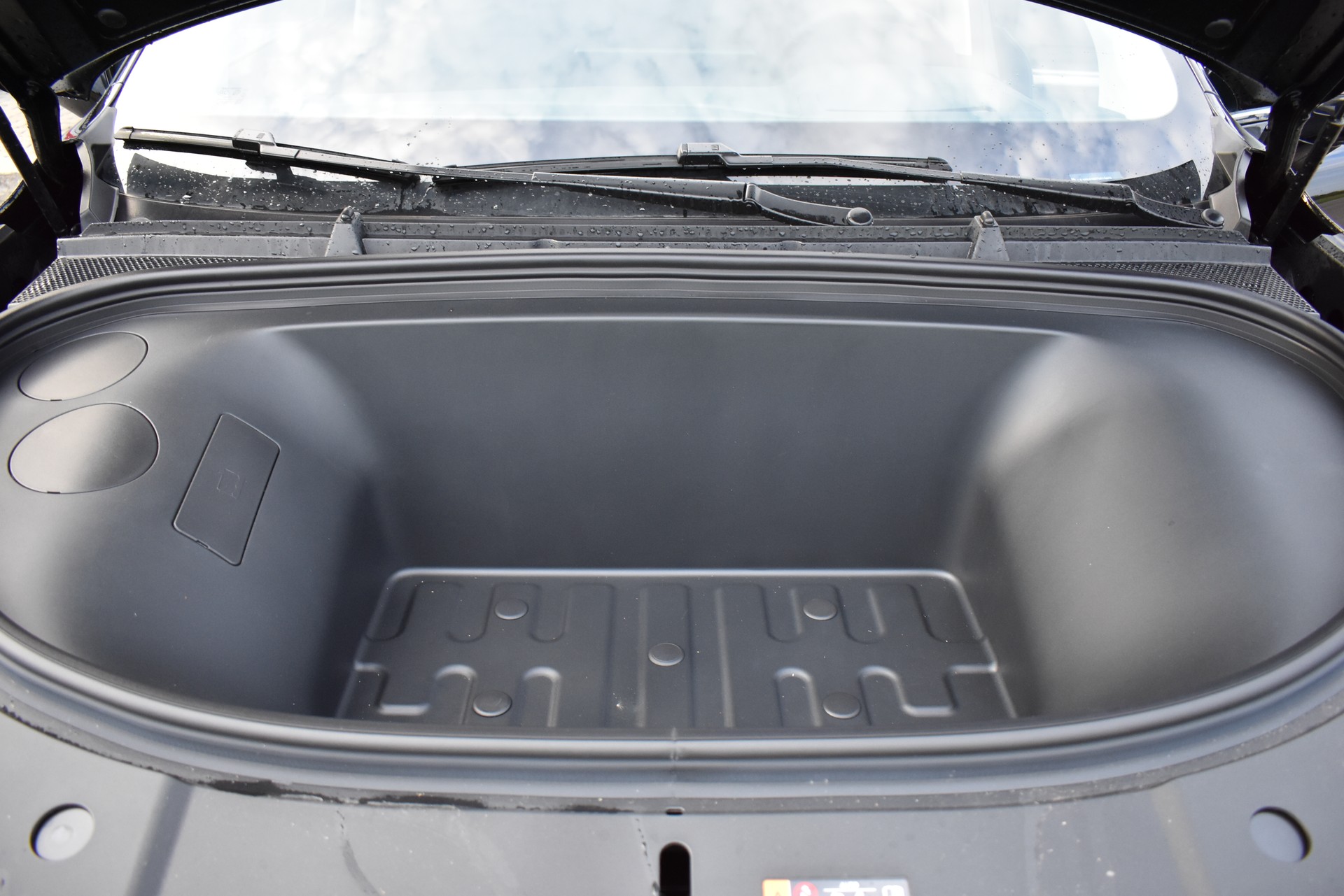 MG S6 EV 77kWh Luxury AWD-image-14