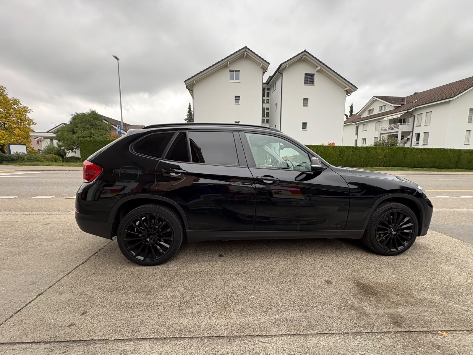 BMW X1 xDrive 18d-image-5