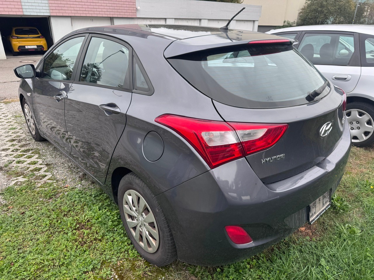 HYUNDAI i30 1.4 Pica-image-4