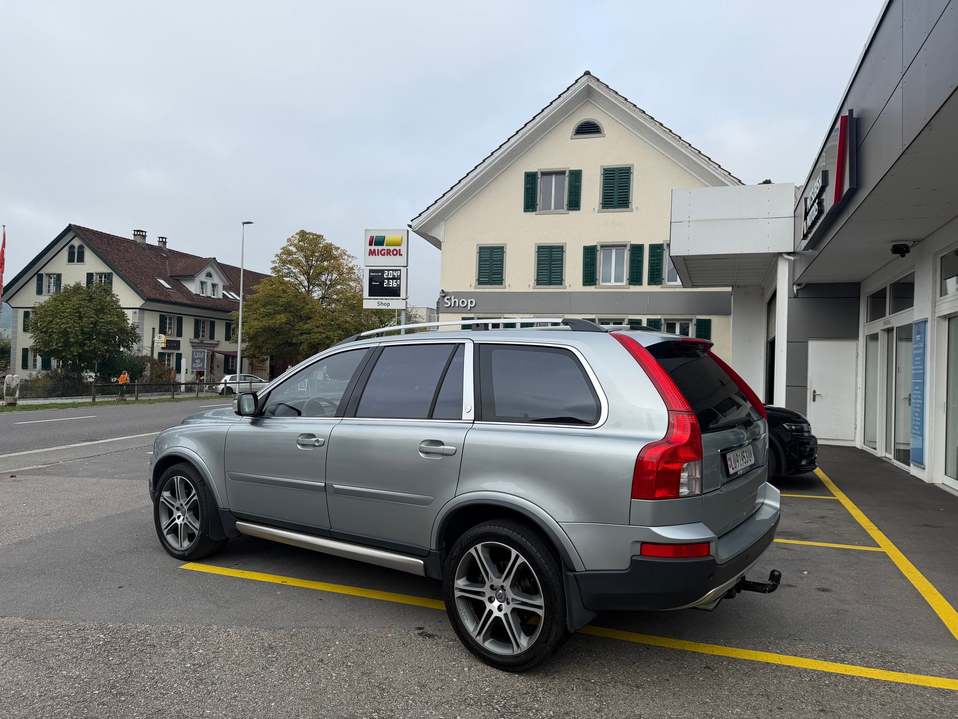 VOLVO XC90 D5 AWD Executive Geartronic-image-6