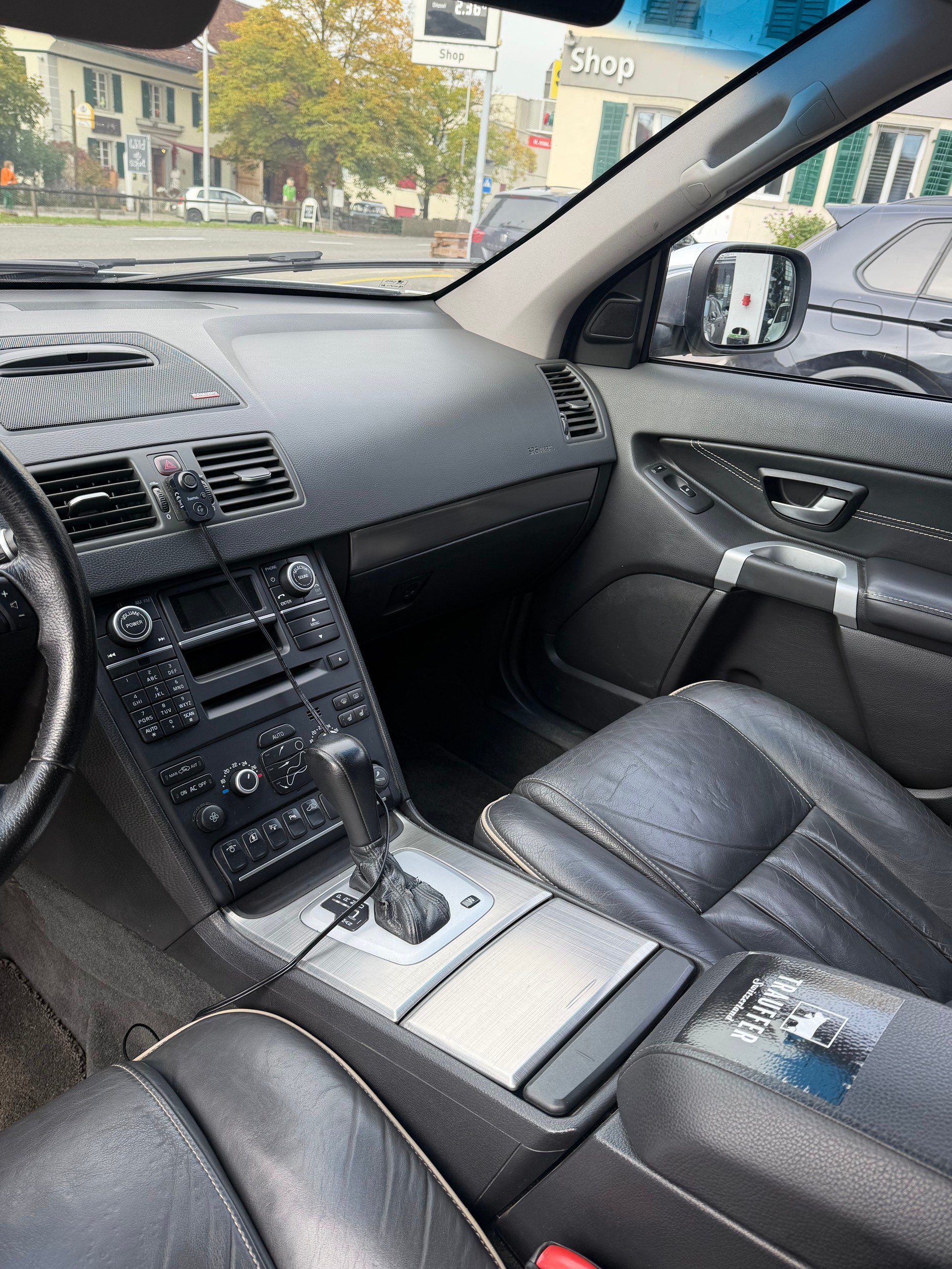 VOLVO XC90 D5 AWD Executive Geartronic-image-15