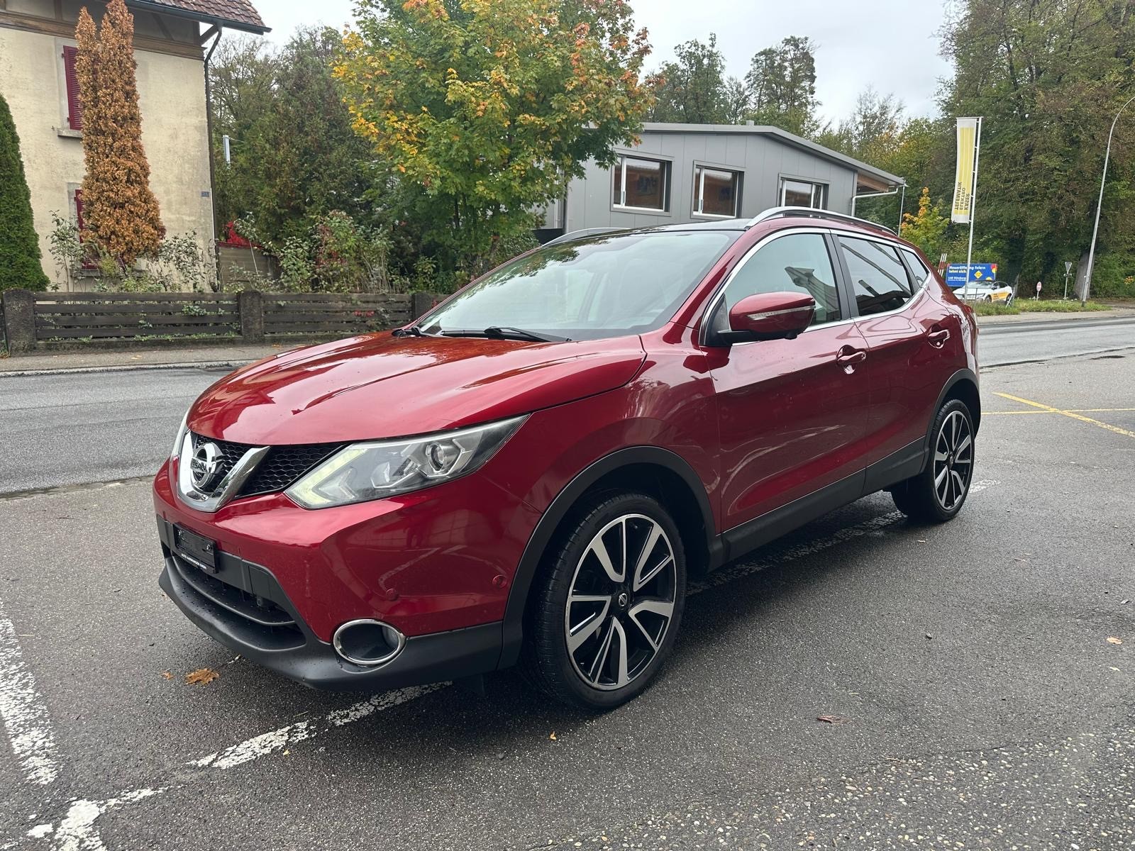 NISSAN Qashqai 1.6 dCi tekna Xtronic CVT-image-1