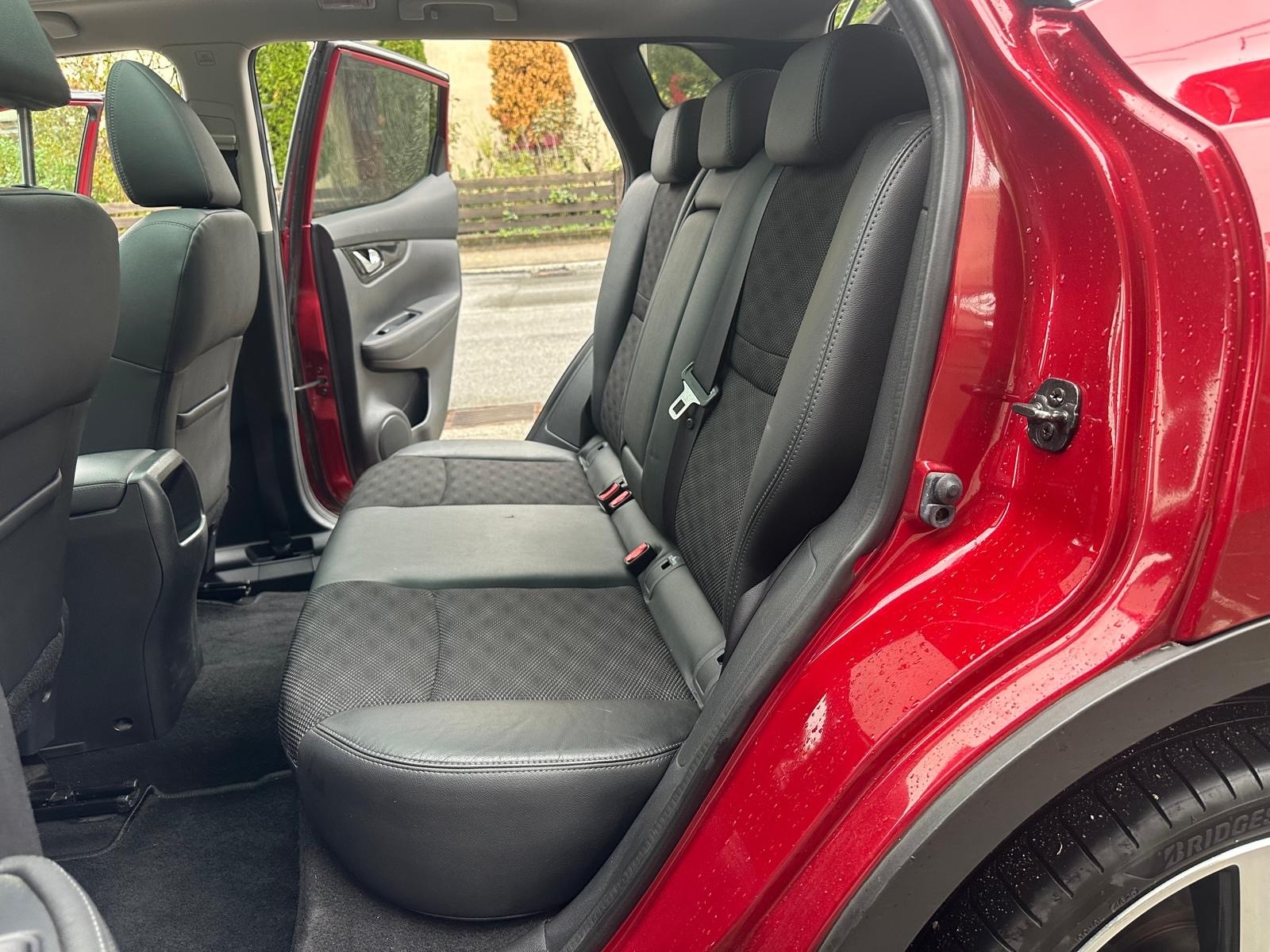 NISSAN Qashqai 1.6 dCi tekna Xtronic CVT-image-10