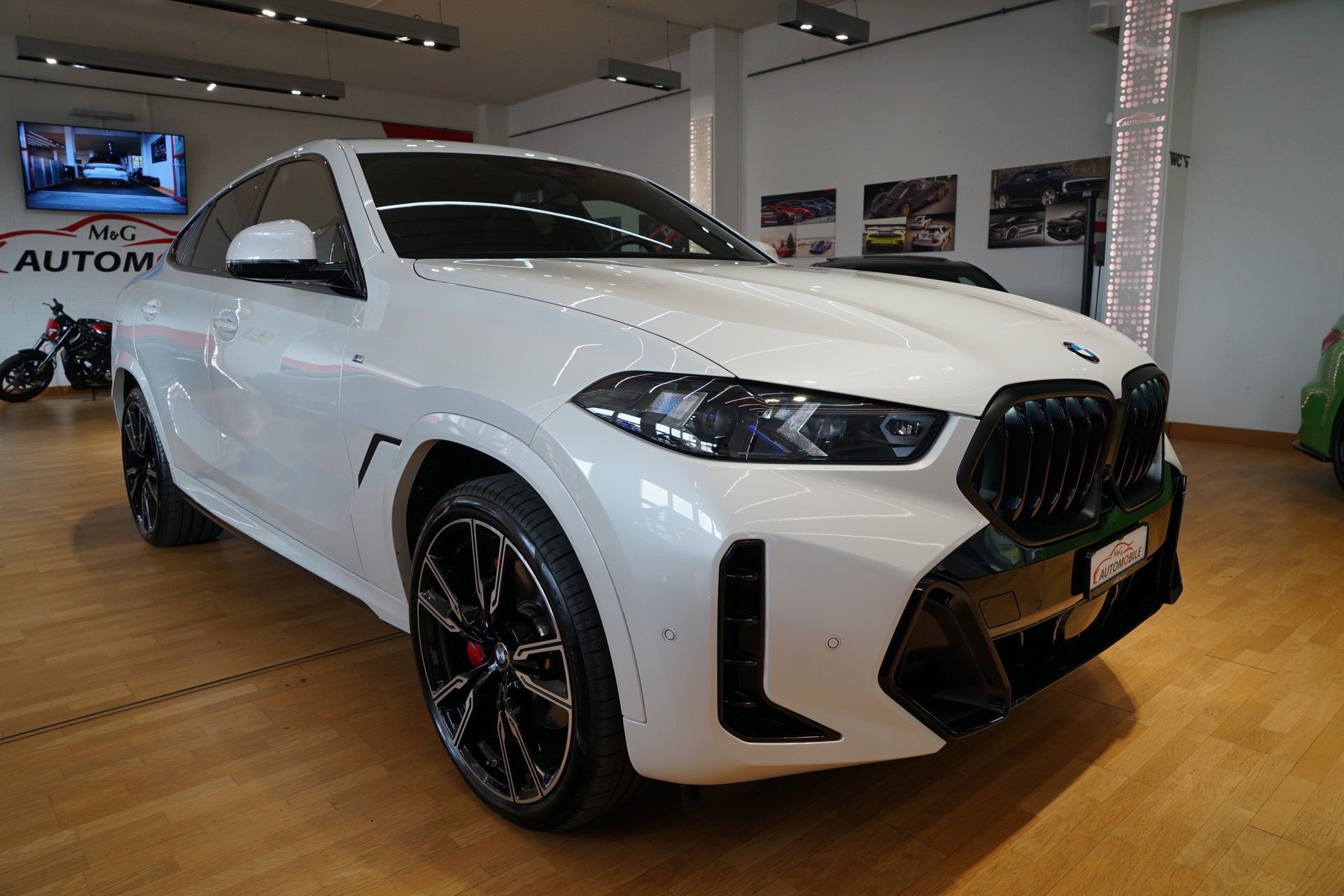 BMW X6 xDrive 48V 40d M Sport Pro Steptronic-image-2