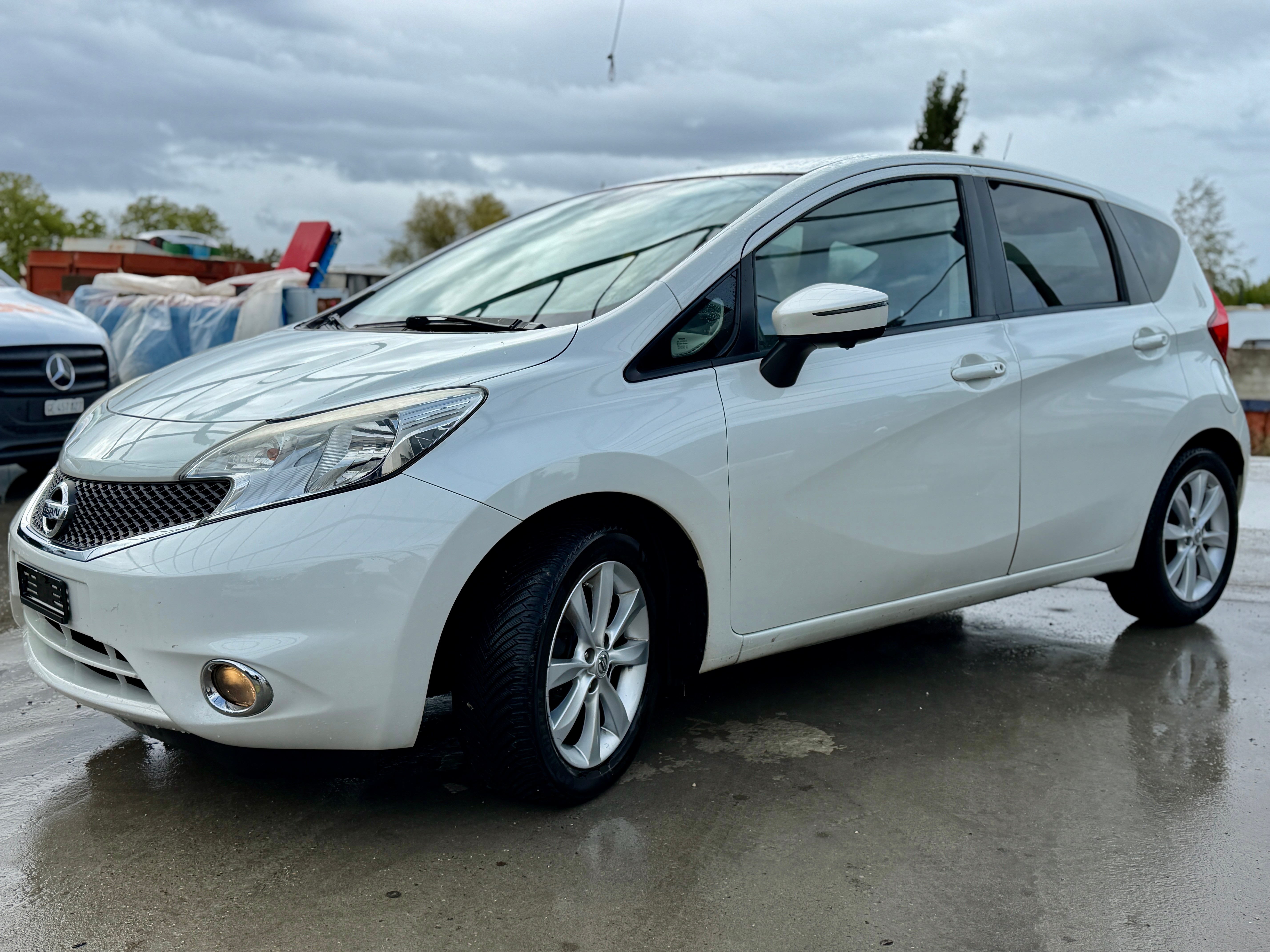 Car photo