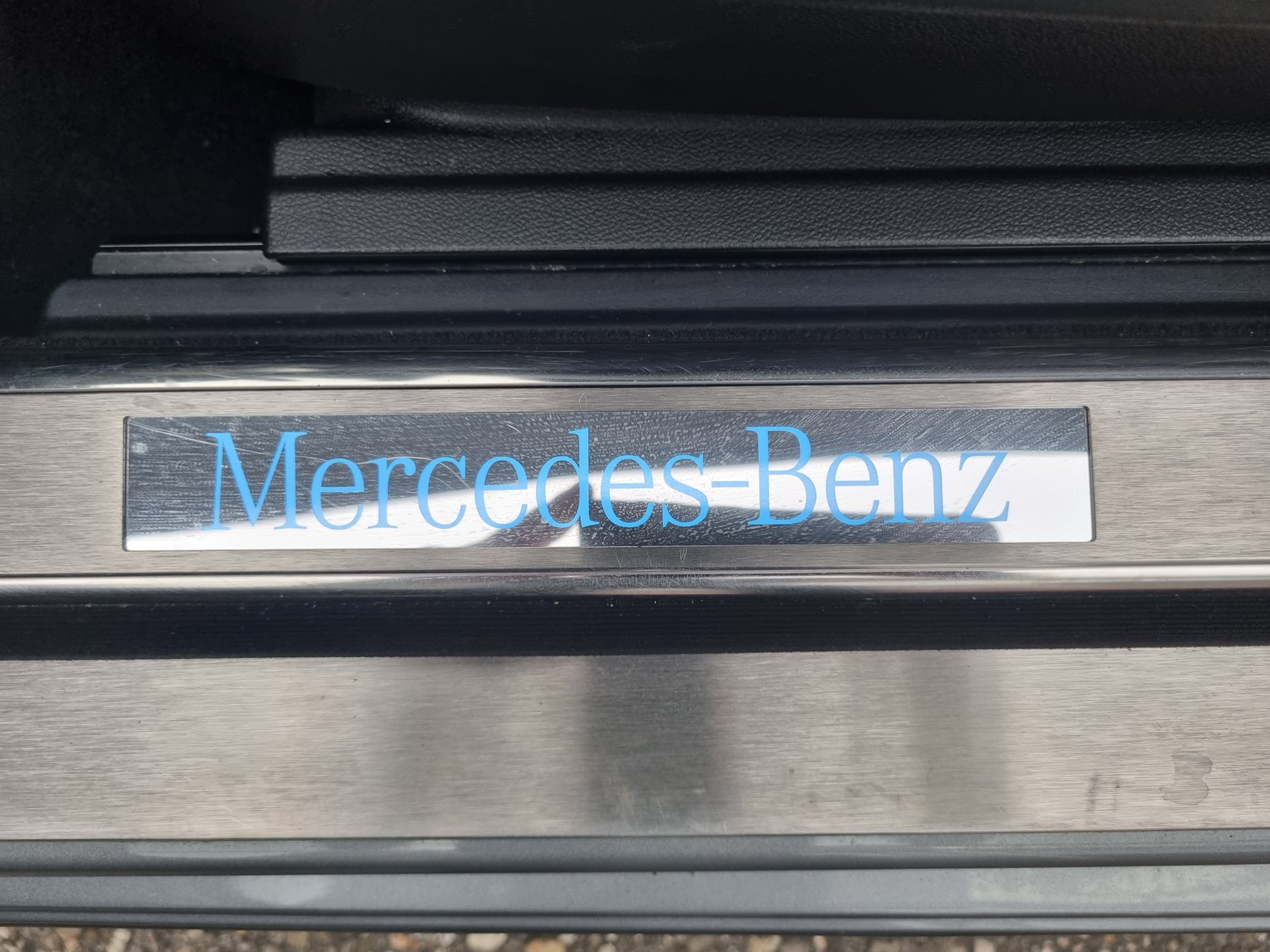 MERCEDES-BENZ CL 550 4Matic 7G-Tronic-image-21