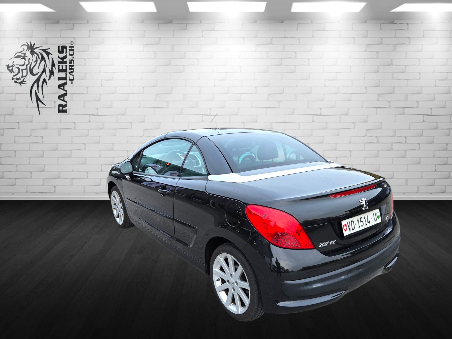 PEUGEOT 207 CC 1.6 16V Turbo Roland Garros-image-7
