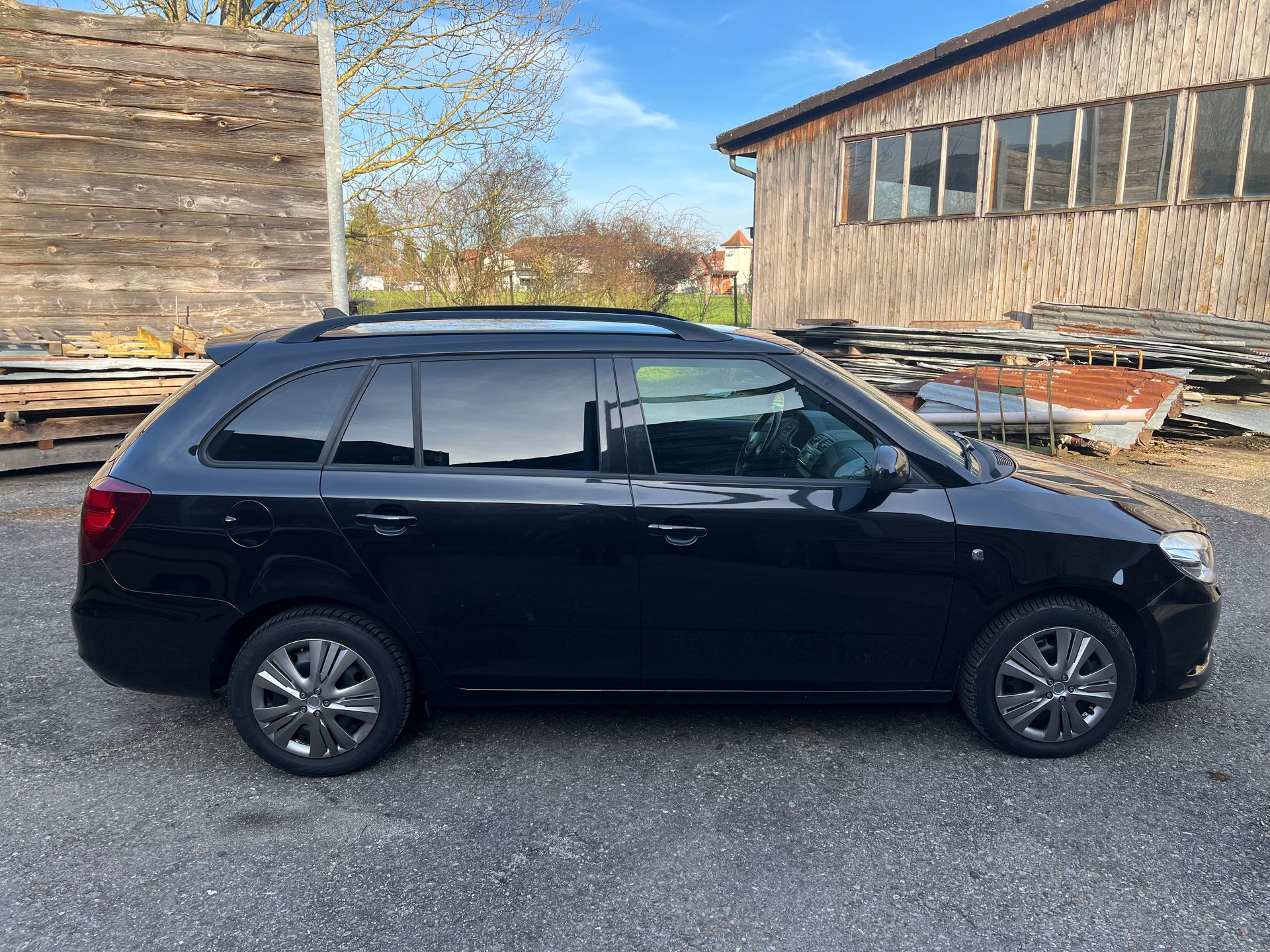 SKODA Fabia 1.4 TSI RS DSG-image-4