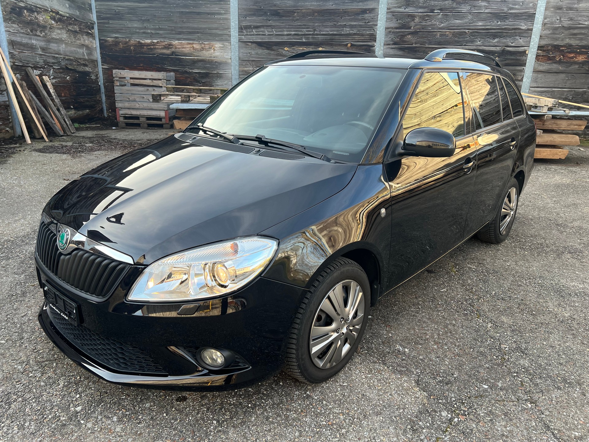 SKODA Fabia 1.4 TSI RS DSG-image-0
