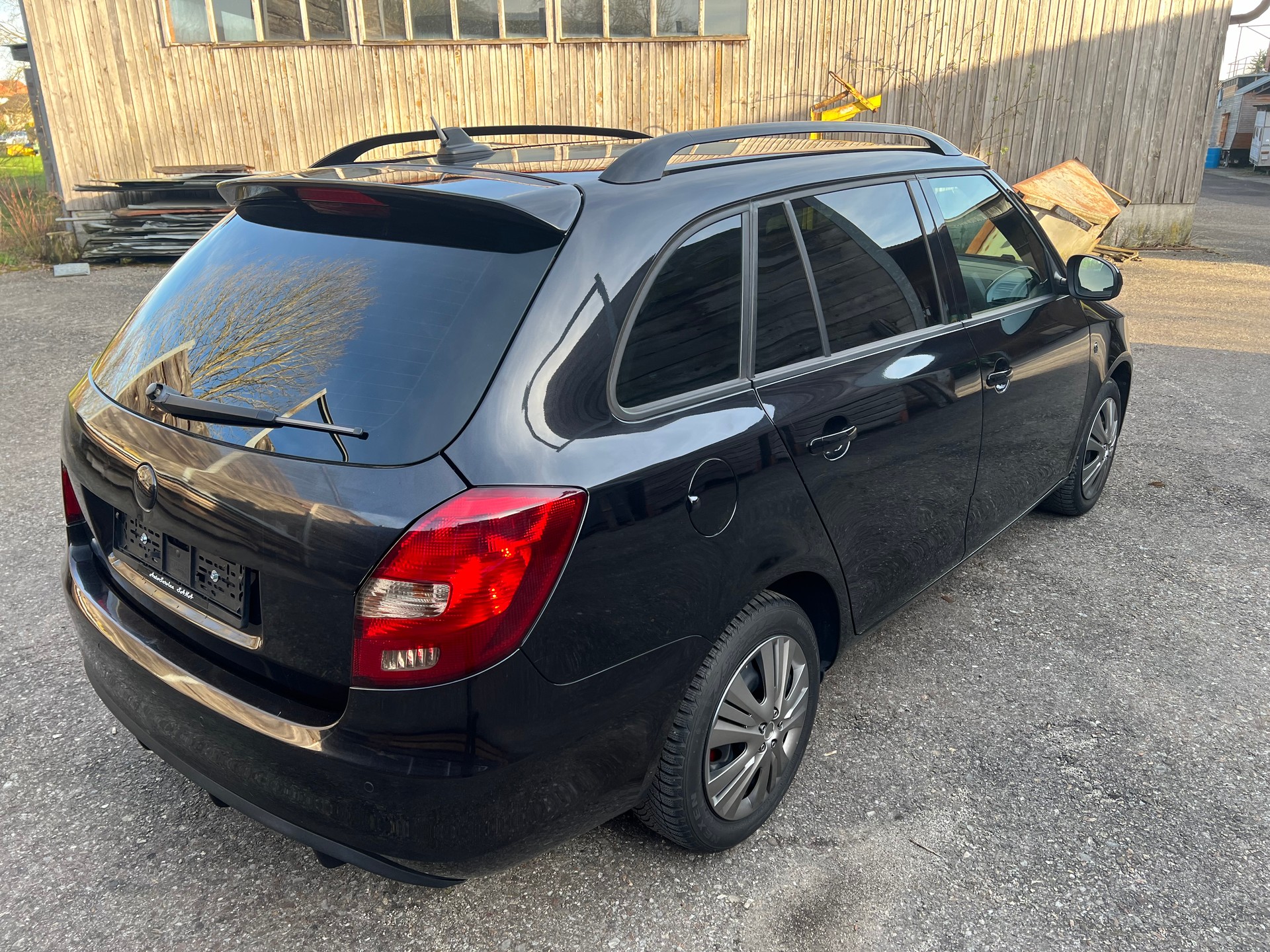 SKODA Fabia 1.4 TSI RS DSG-image-3