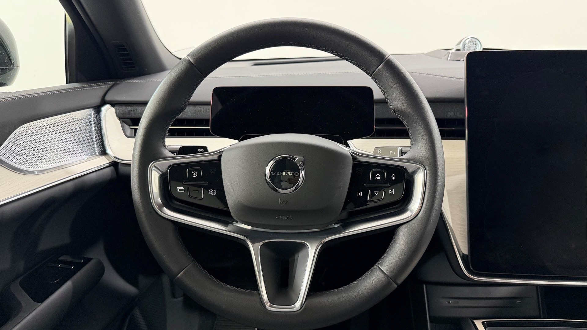 VOLVO EX 90 Twin Performance Ultra AWD-image-9