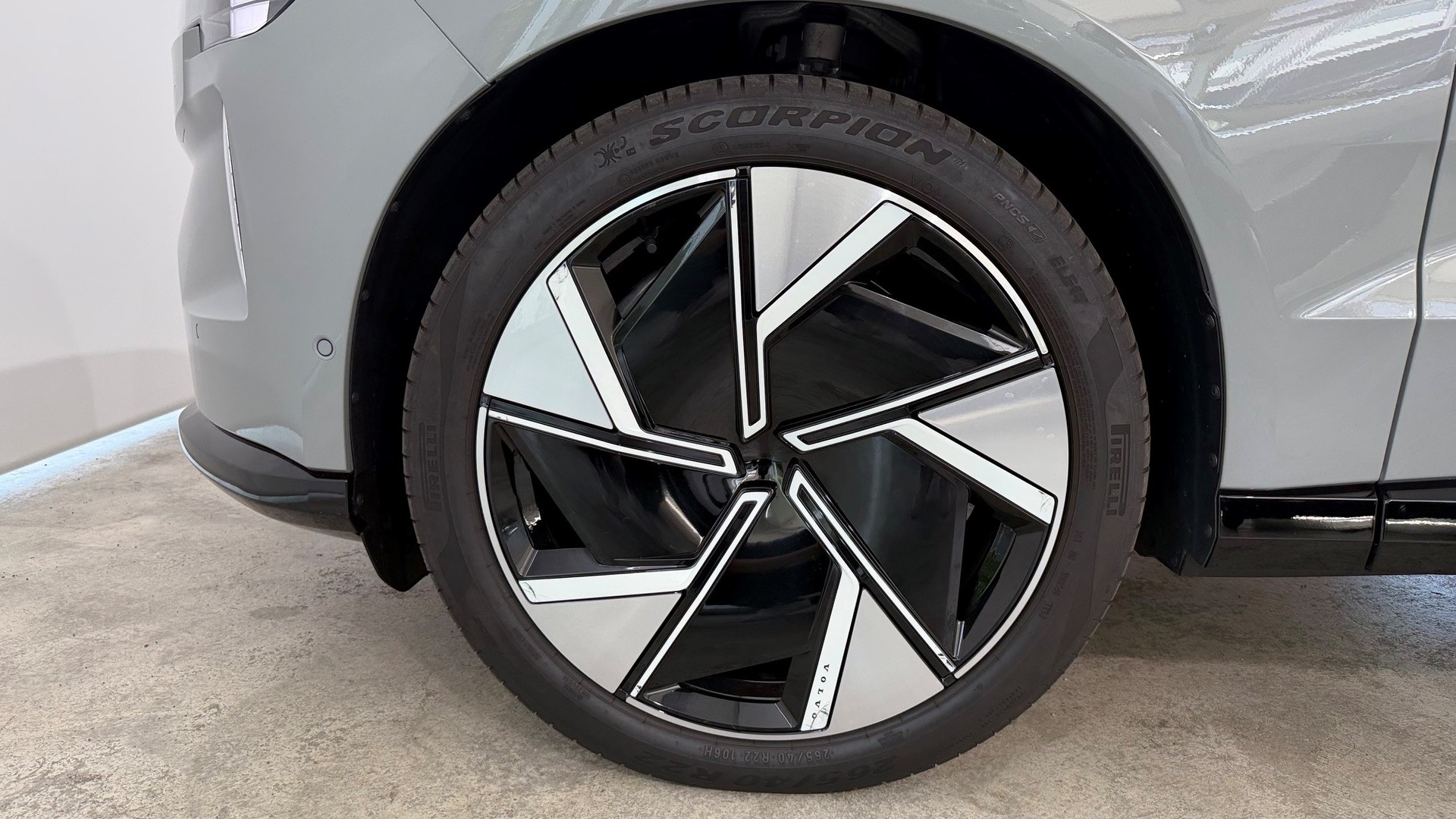 VOLVO EX 90 Twin Performance Ultra AWD-image-8