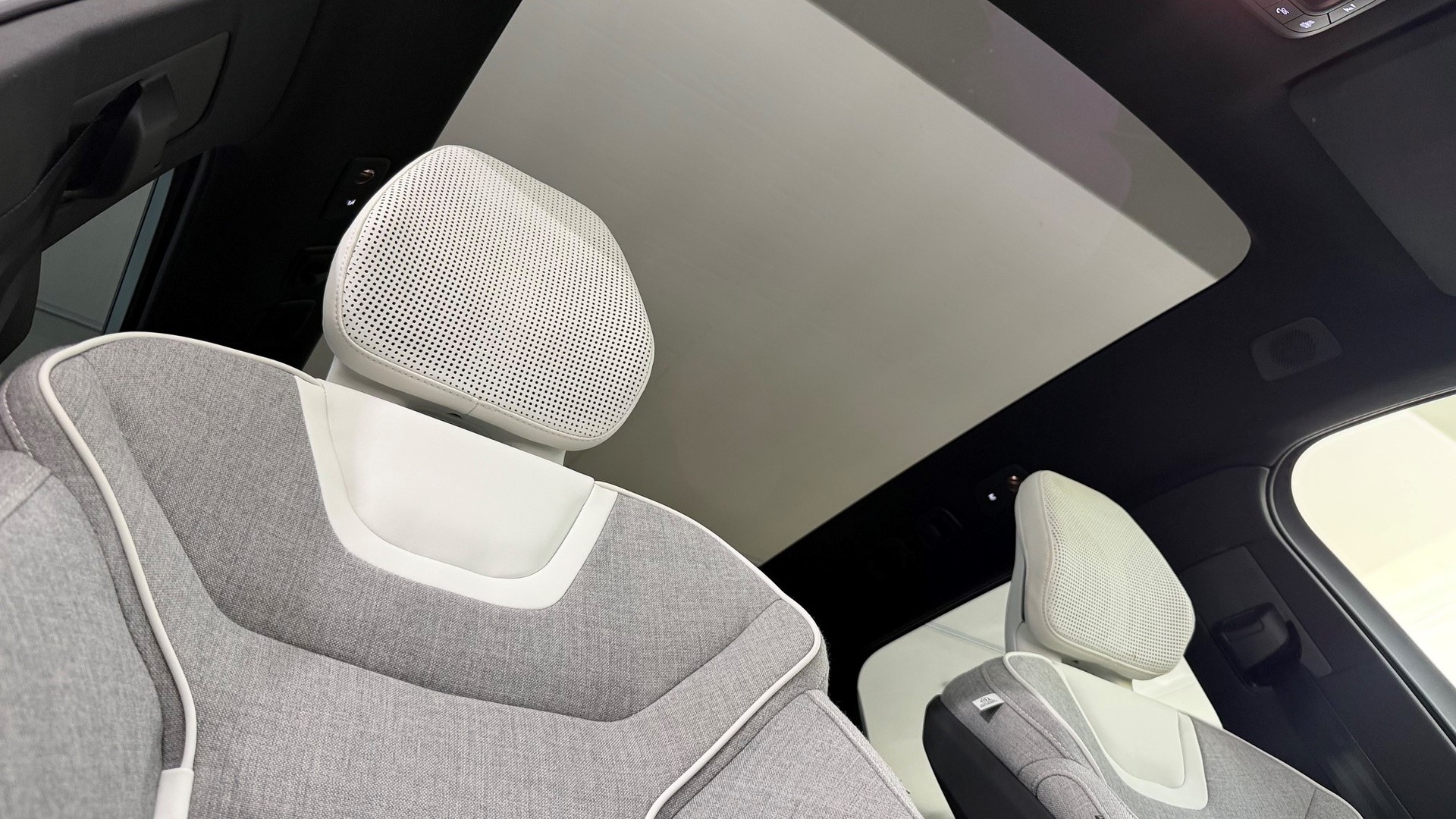 VOLVO EX 90 Twin Performance Ultra AWD-image-12