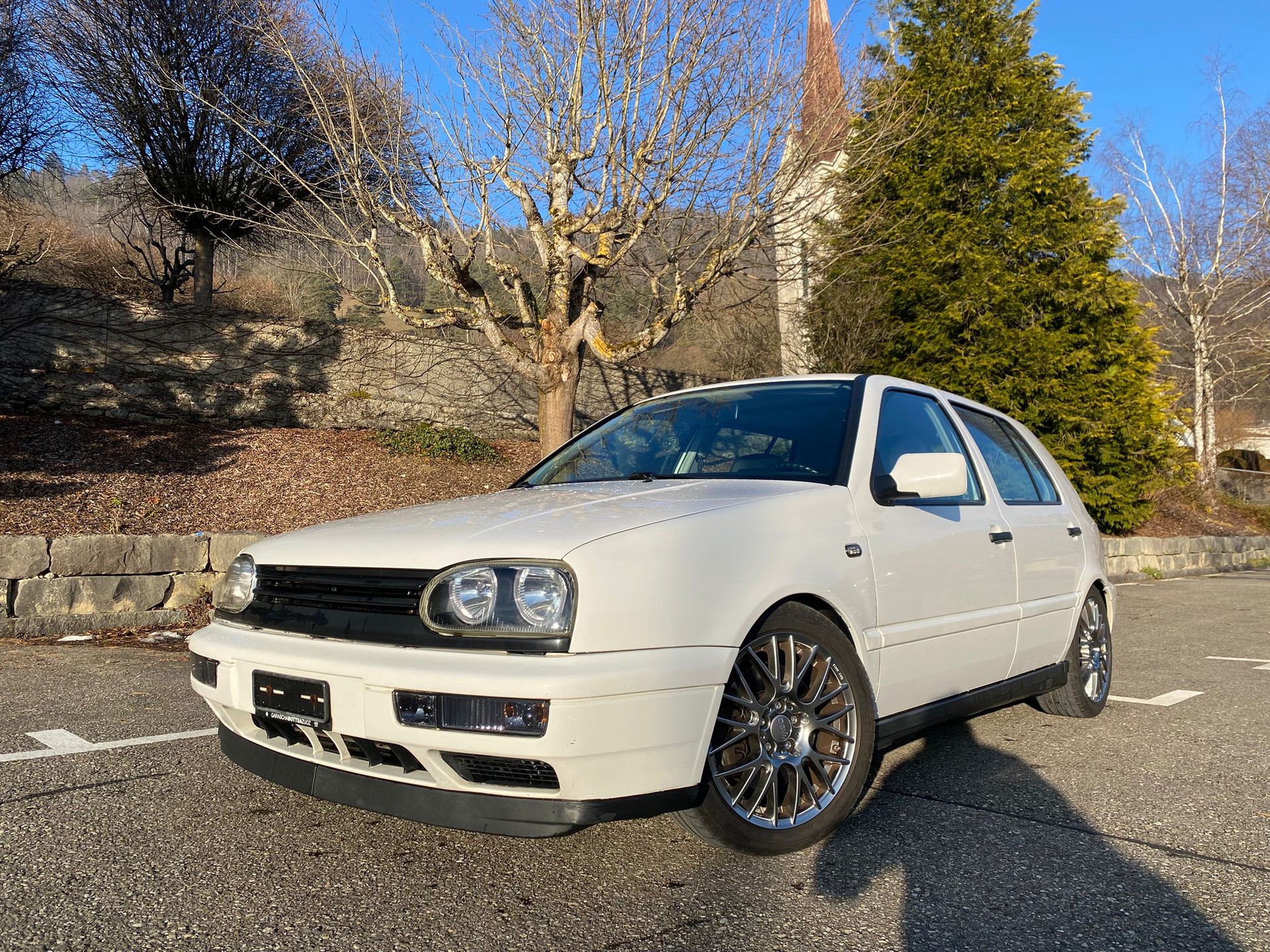 VW Golf 2800 VR6 Edition-image-3