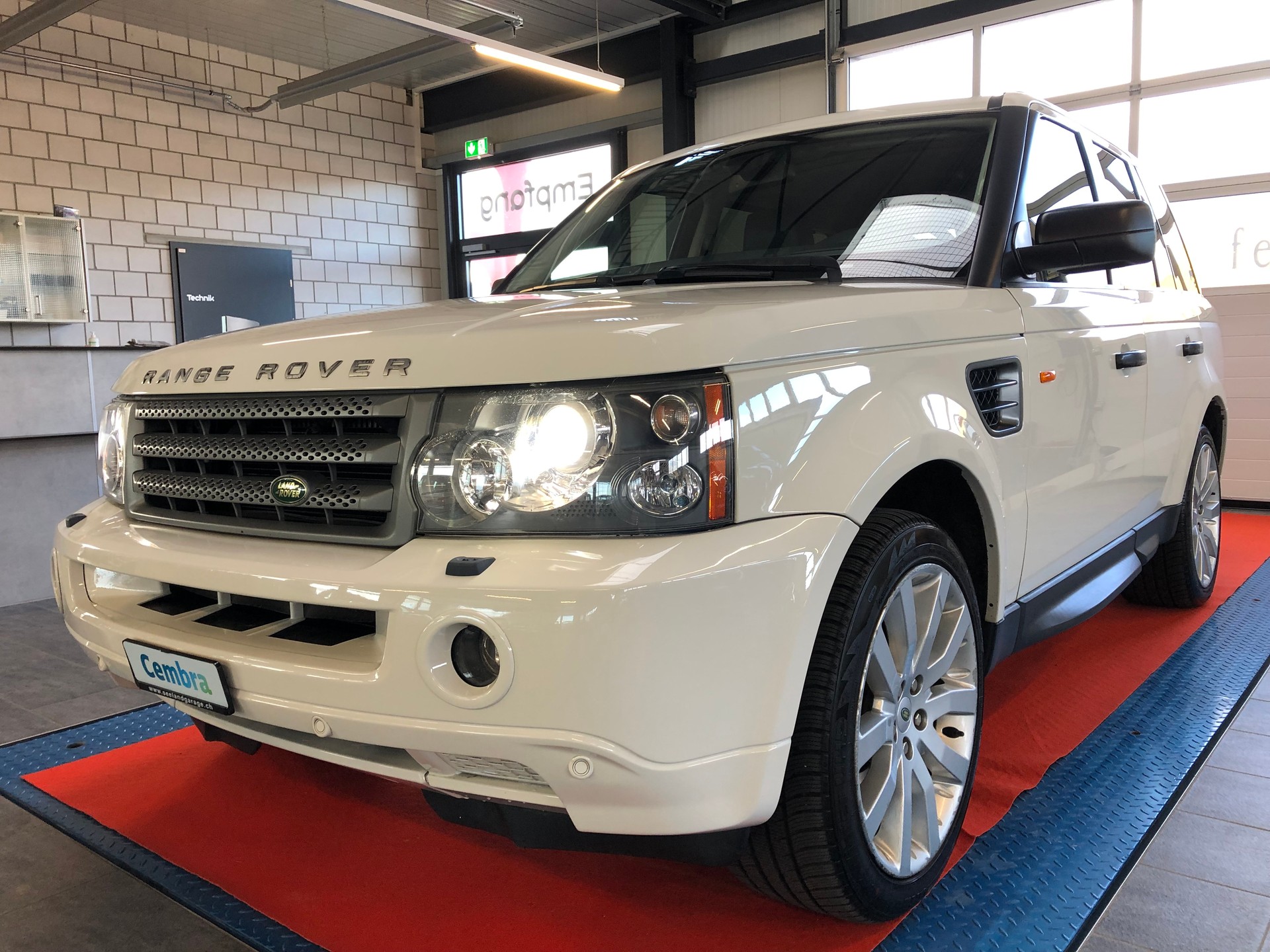 LAND ROVER Range Rover Sport 3.6 Td8 HSE Automatic-image-4