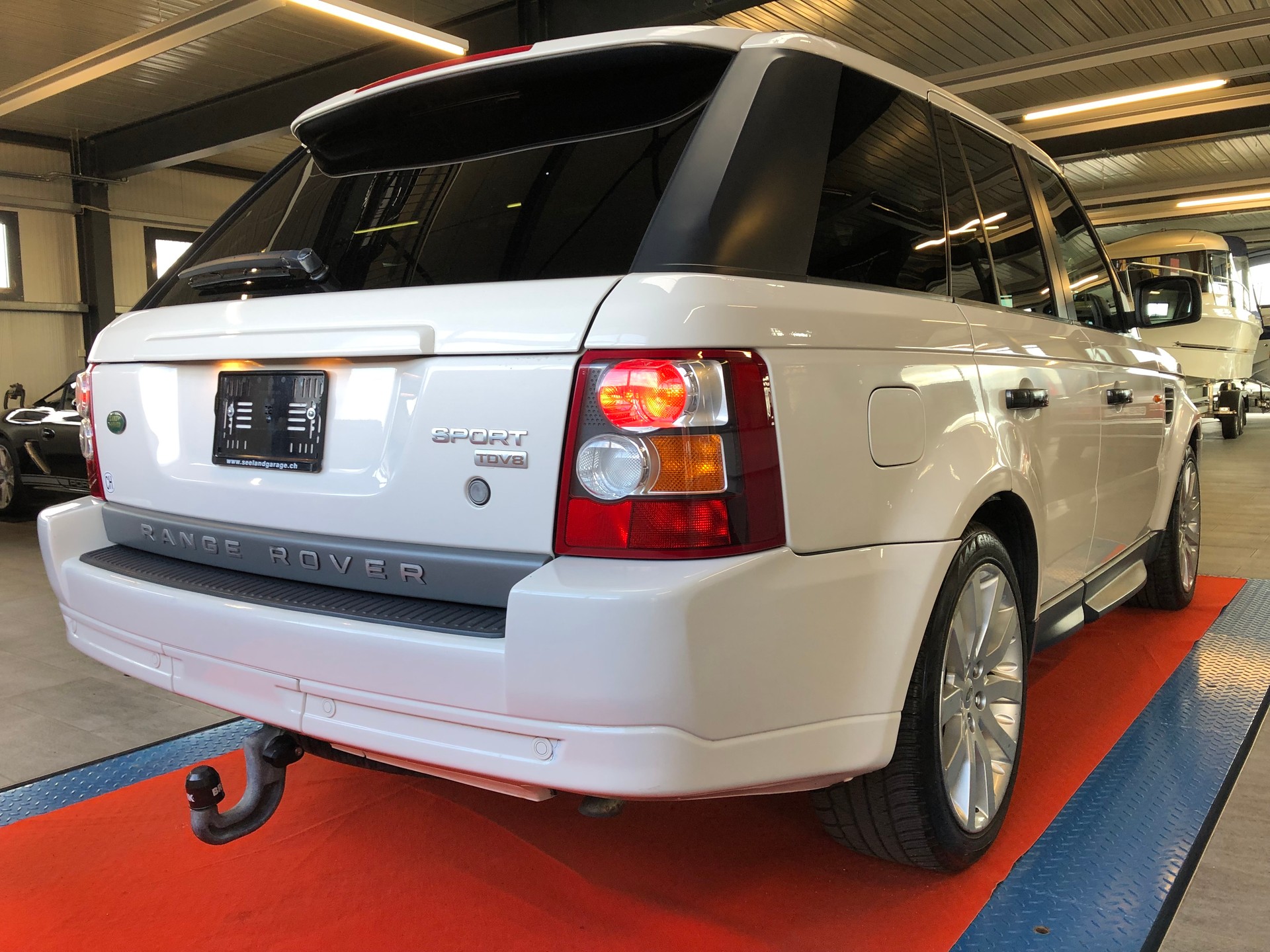 LAND ROVER Range Rover Sport 3.6 Td8 HSE Automatic-image-8