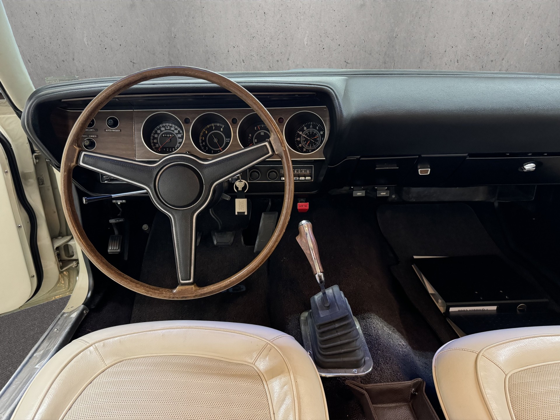 PLYMOUTH Cuda 440-image-10