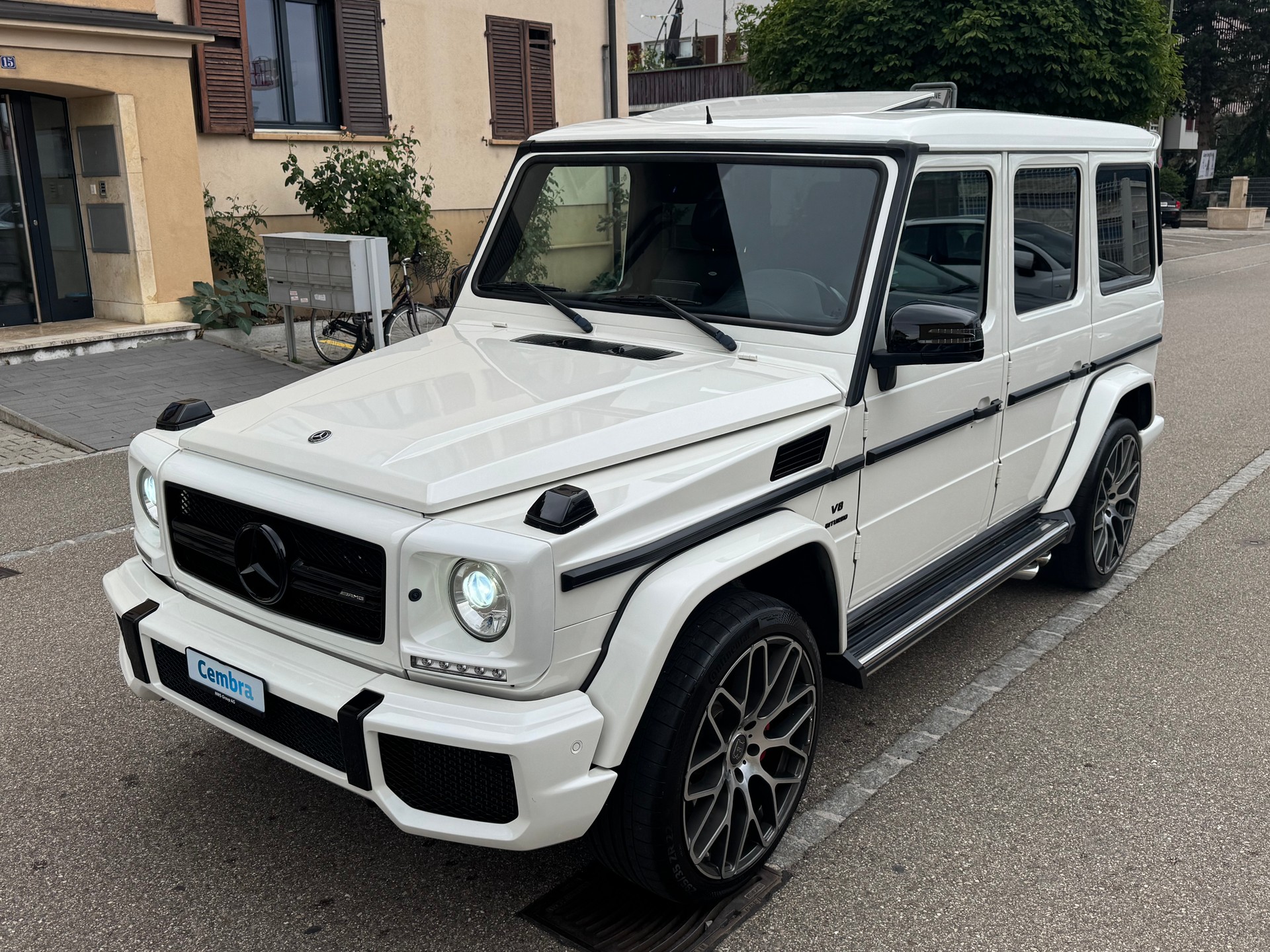 MERCEDES-BENZ G 63 AMG Automatic-image-6