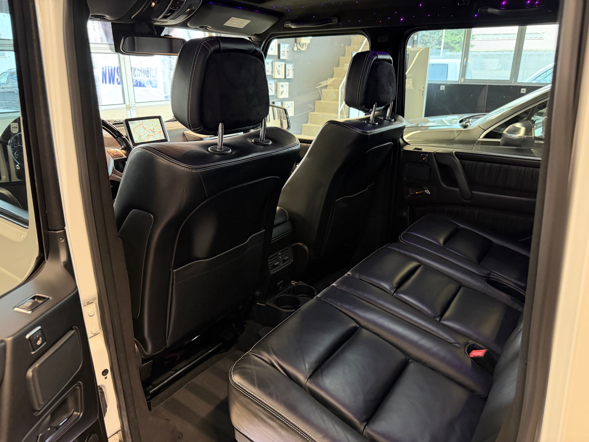 MERCEDES-BENZ G 63 AMG Automatic-image-25
