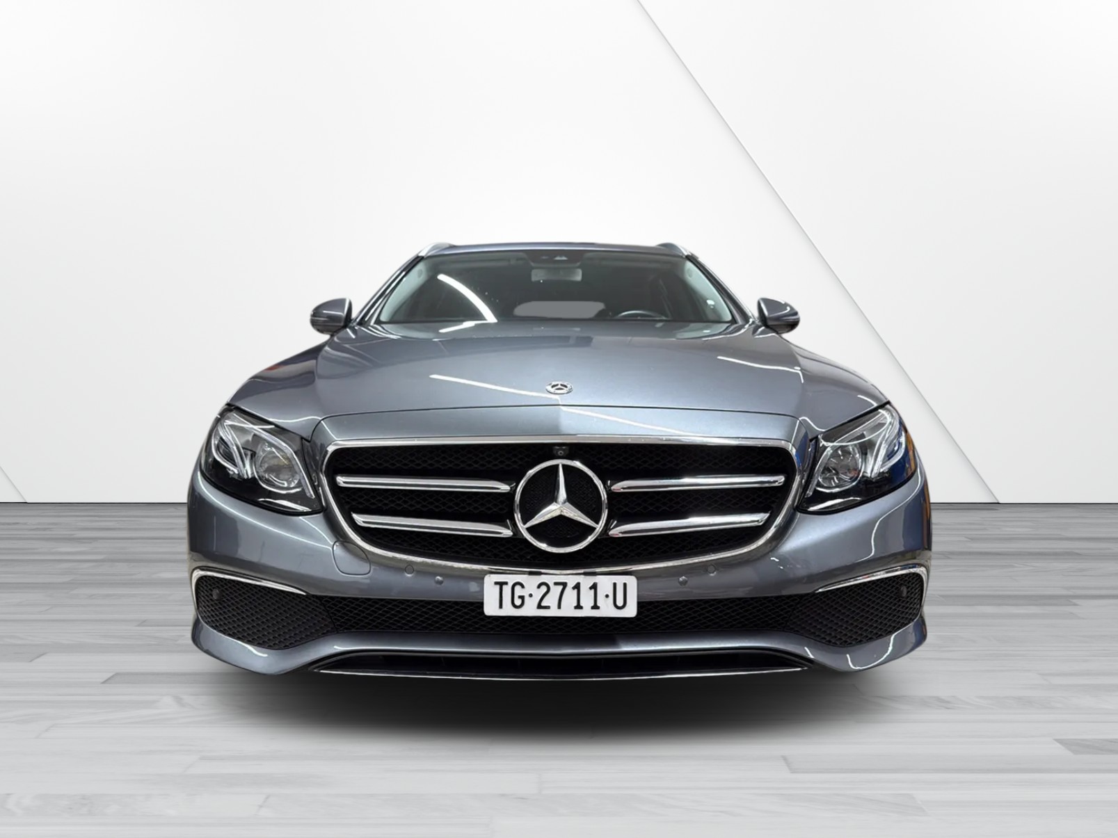 MERCEDES-BENZ E 220 d 4Matic 9G-Tronic *Ab MFK*Service*4x4*-image-2
