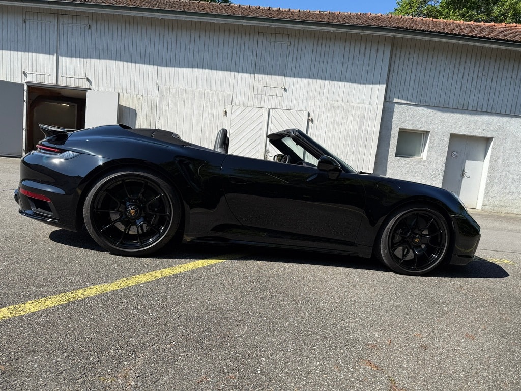 PORSCHE 911 Turbo S Cabriolet PDK-image-5