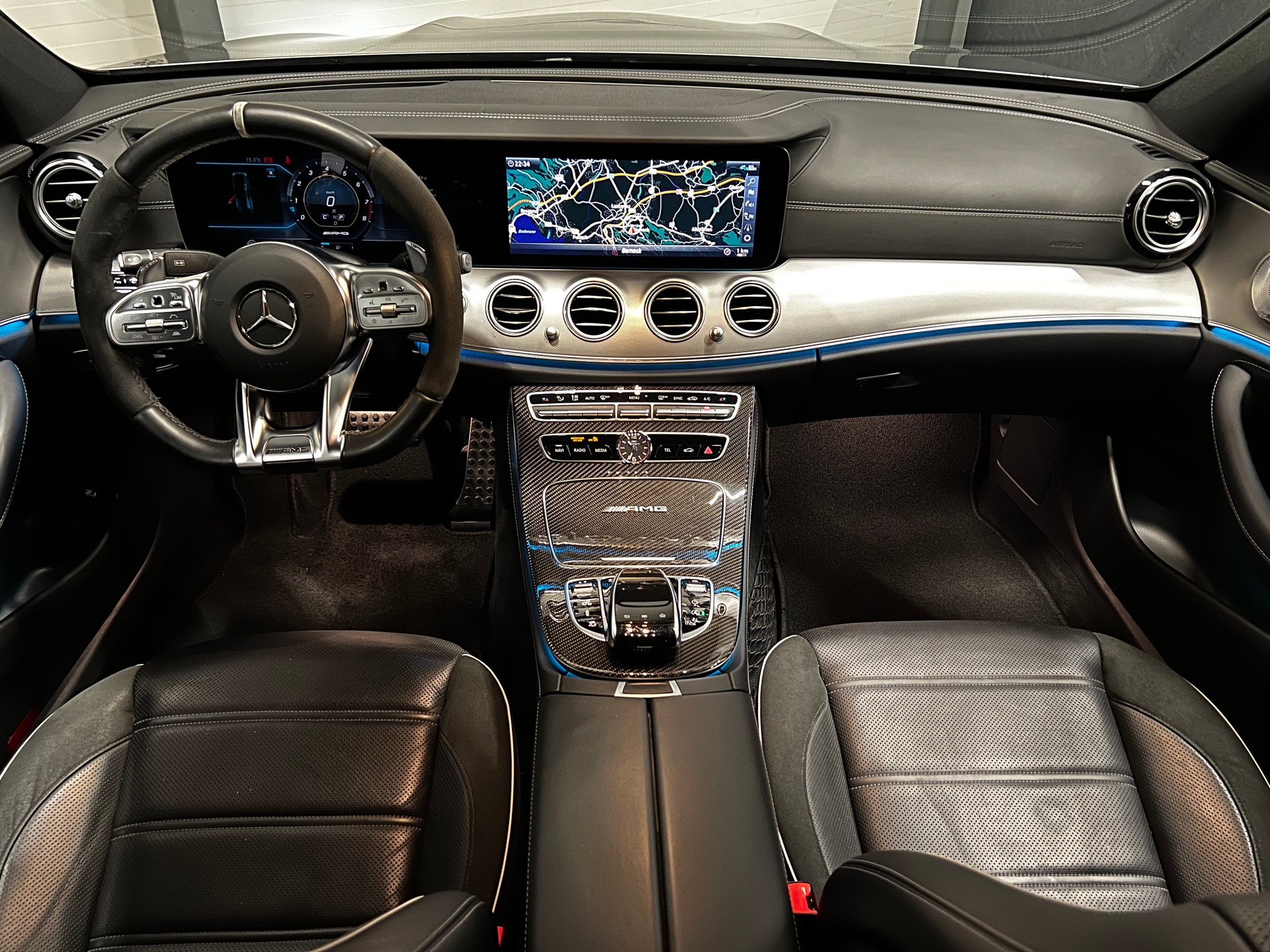 MERCEDES-BENZ E 63 S AMG 4matic+-image-9
