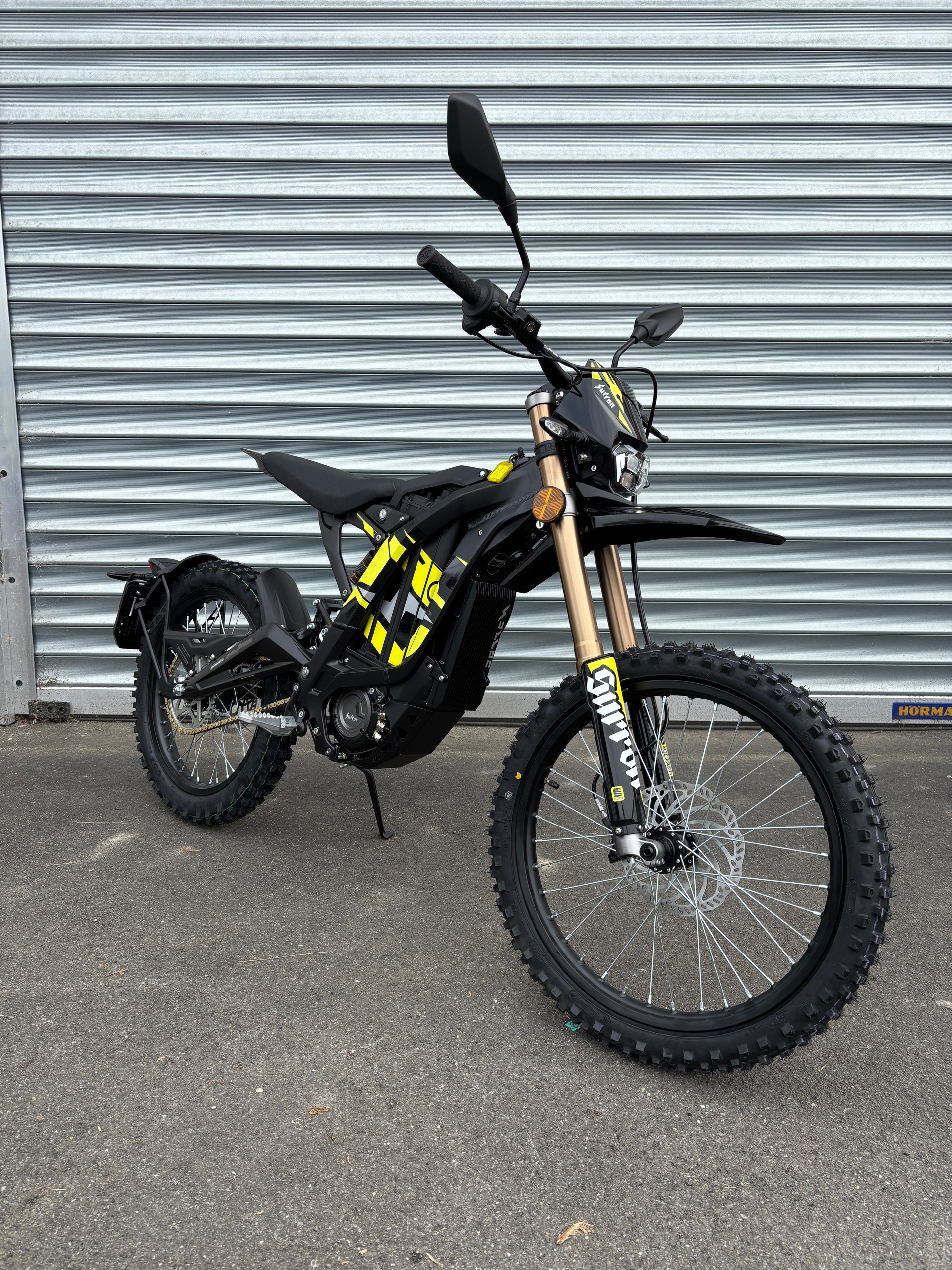SUR-RON Light Bee L1e-showroom-element-3