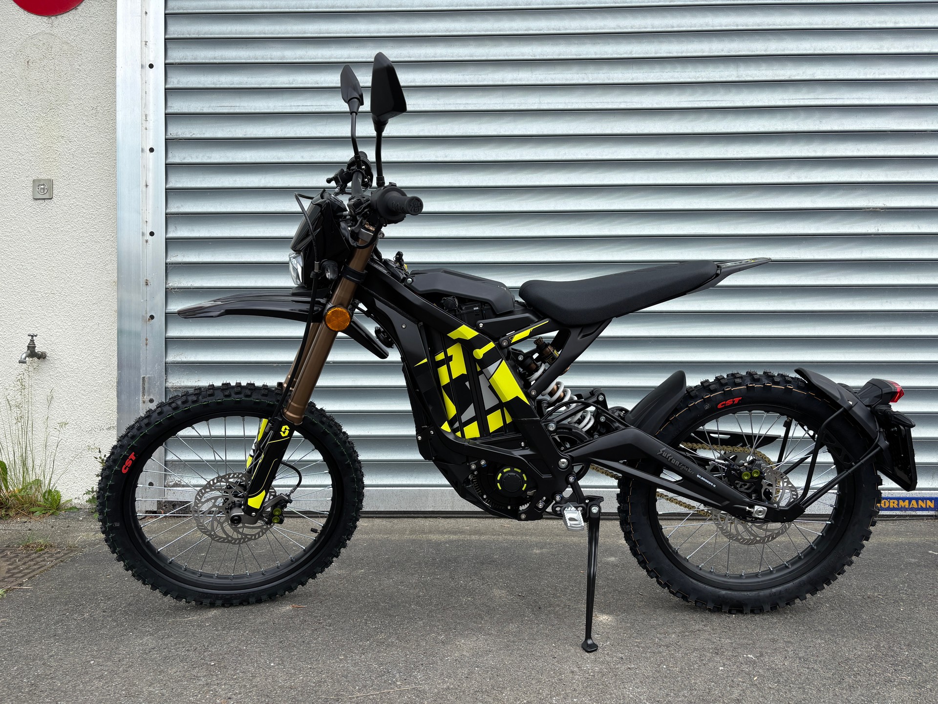 SUR-RON Light Bee L1e-showroom-element-1