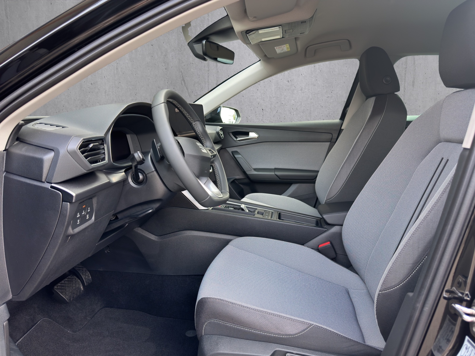 SEAT Leon ST 1.5 eTSI mHEV DSG Style-image-8