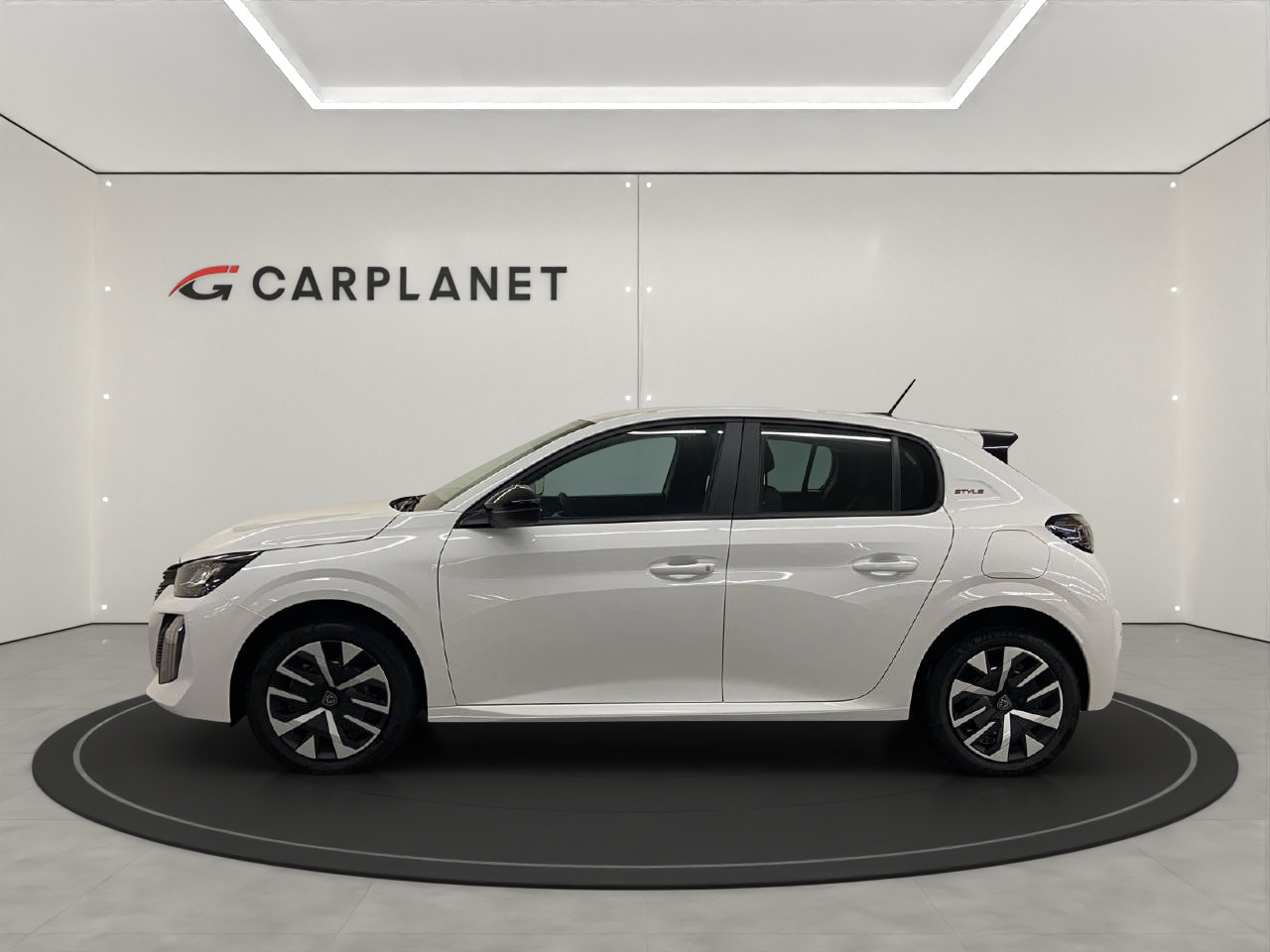 PEUGEOT 208 1.2 Hybrid Style-image-1