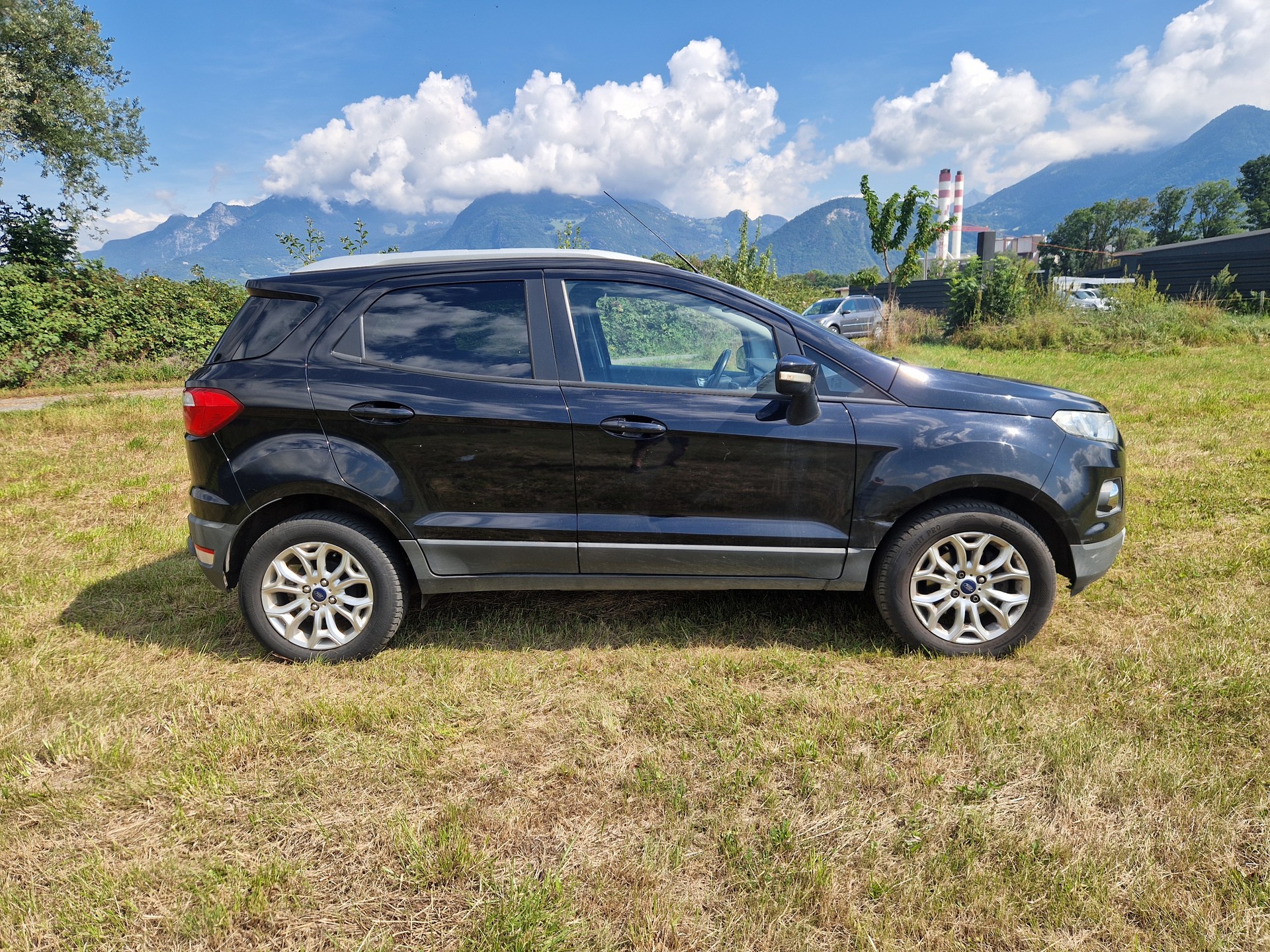 FORD EcoSport 1.0 SCTi Titanium-image-3