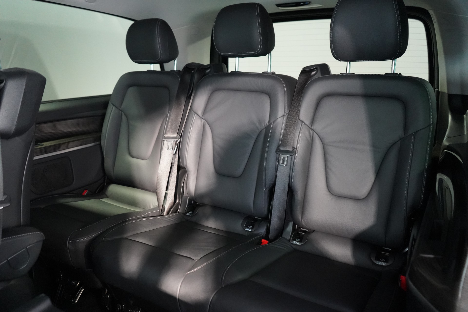 MERCEDES-BENZ V 250 d Avantgarde L 4M-image-11