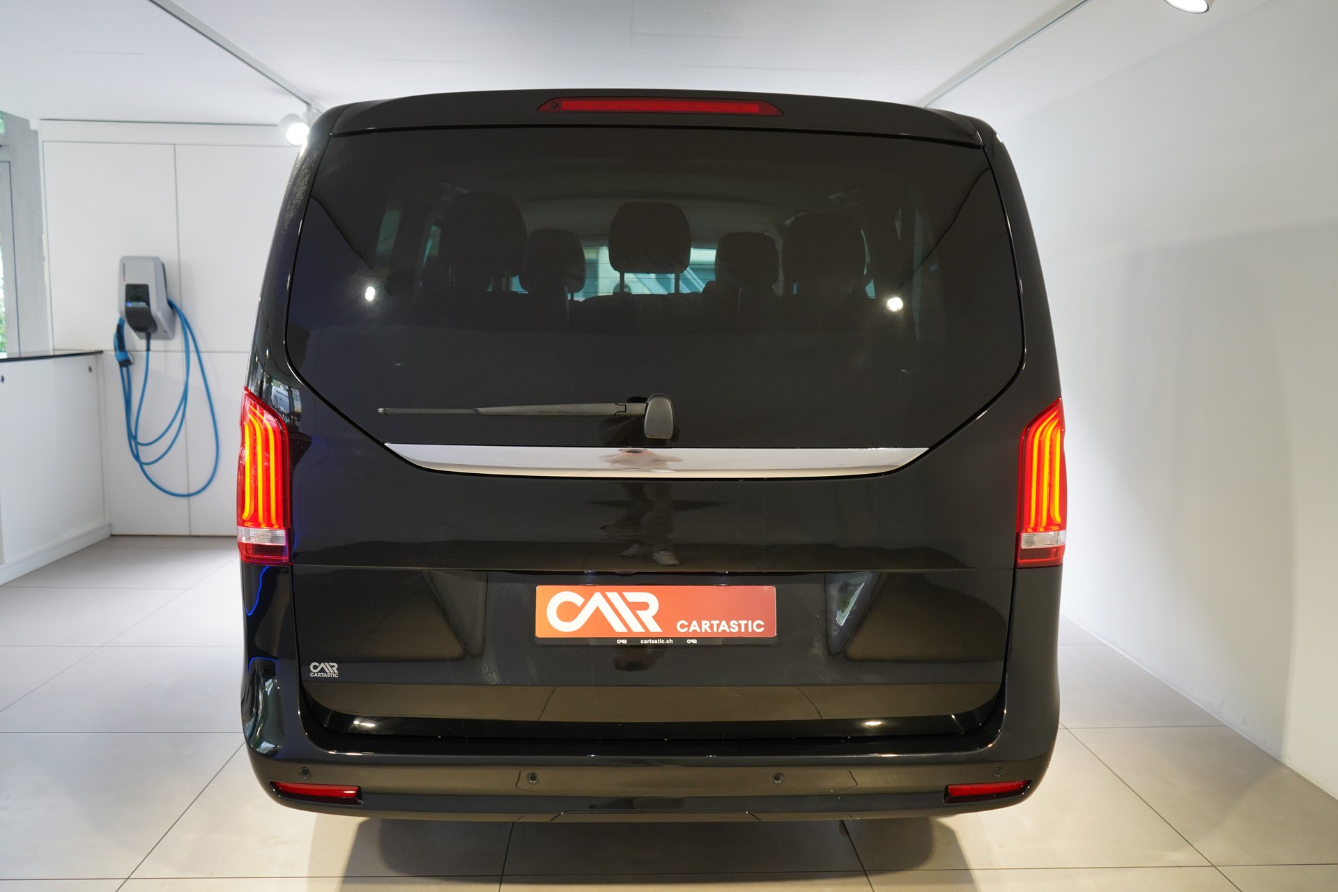 MERCEDES-BENZ V 250 d Avantgarde L 4M-image-3