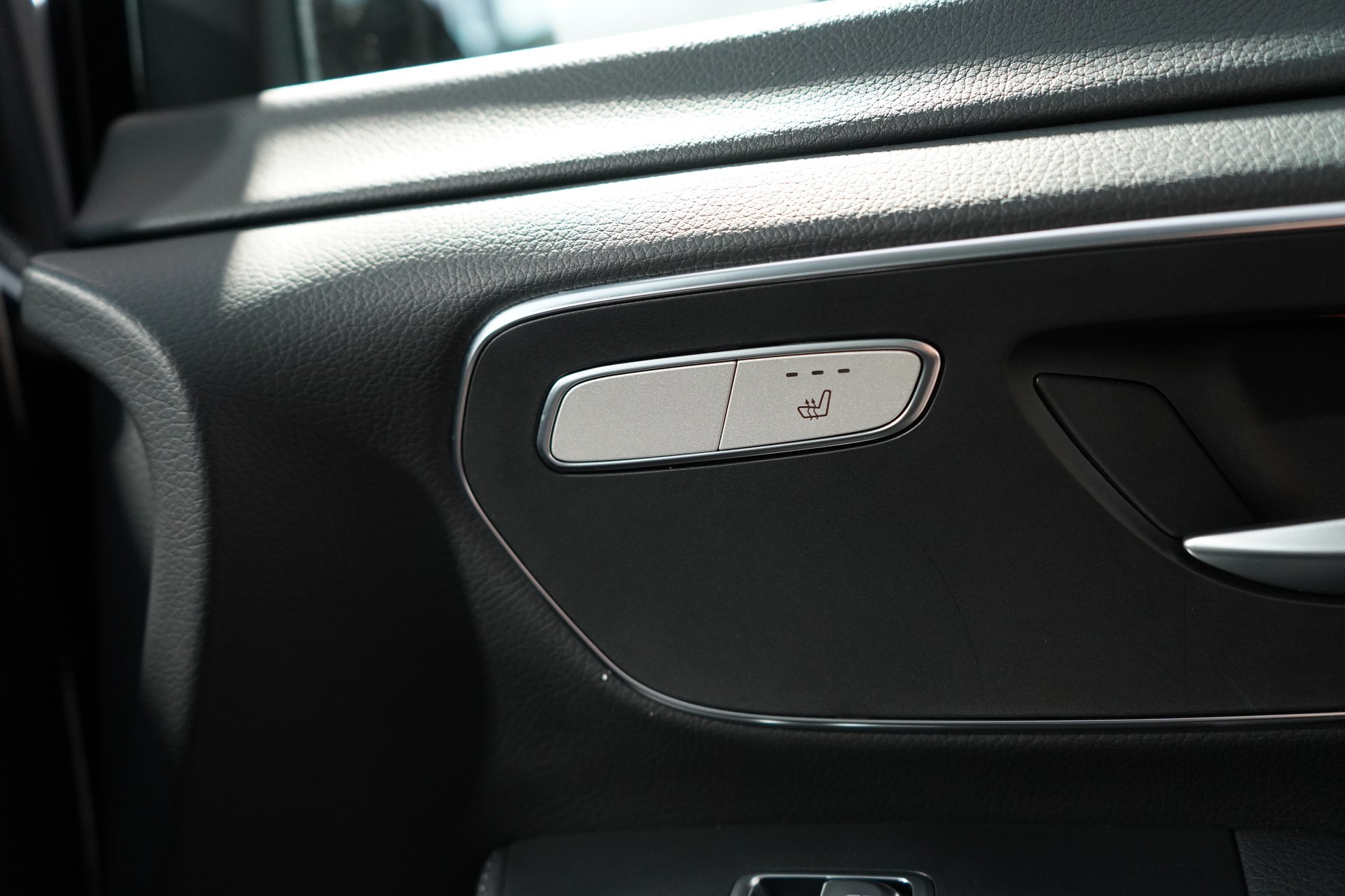 MERCEDES-BENZ V 250 d Avantgarde L 4M-image-15