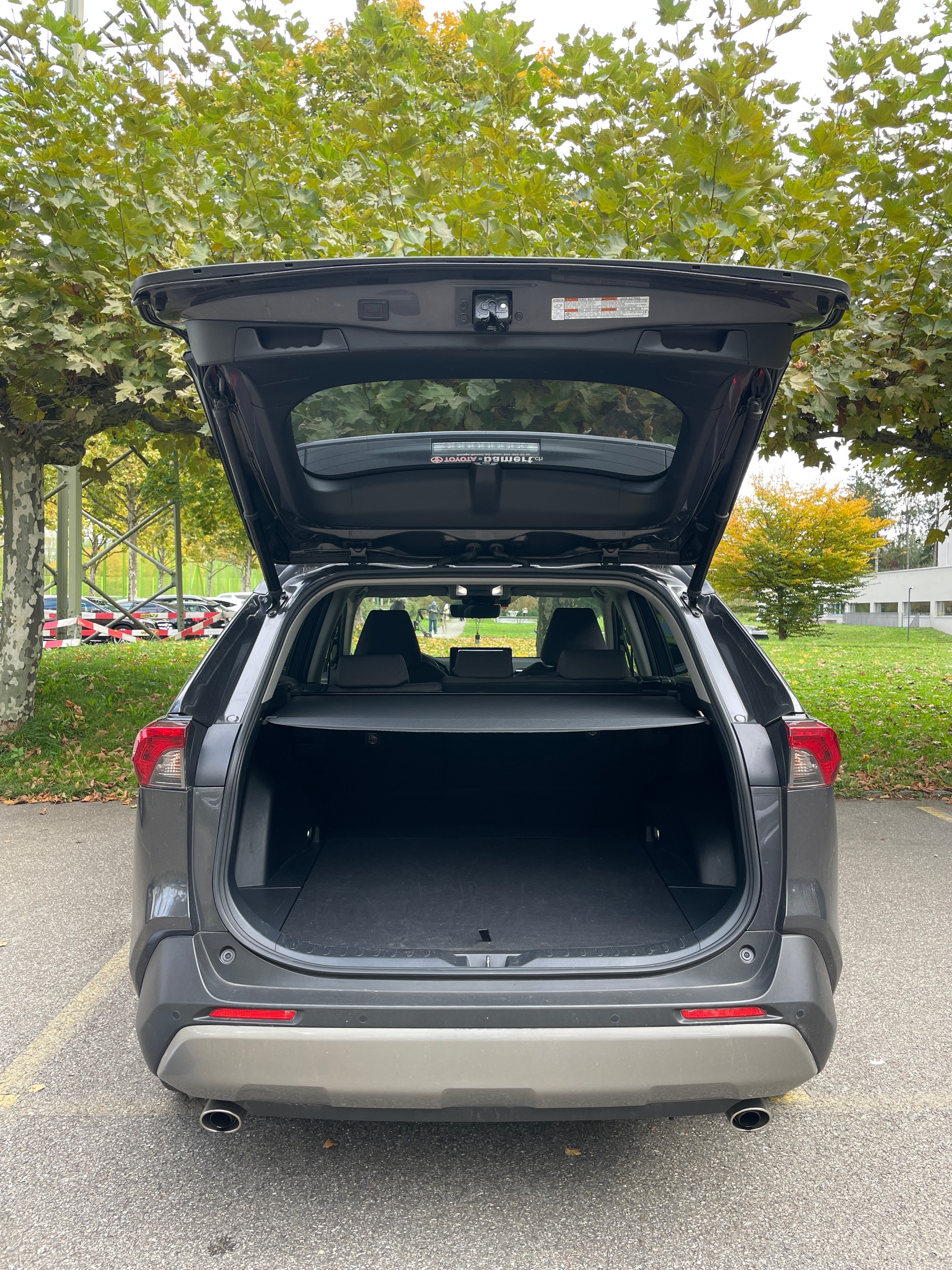 TOYOTA RAV-4 2.5 HSD Trend e-CVT 4WD-image-3