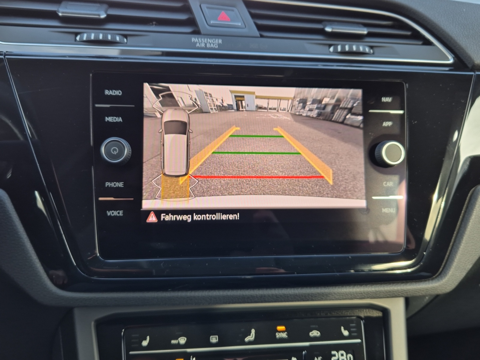 VW Touran 1.5 TSI EVO Comfortline DSG-image-11
