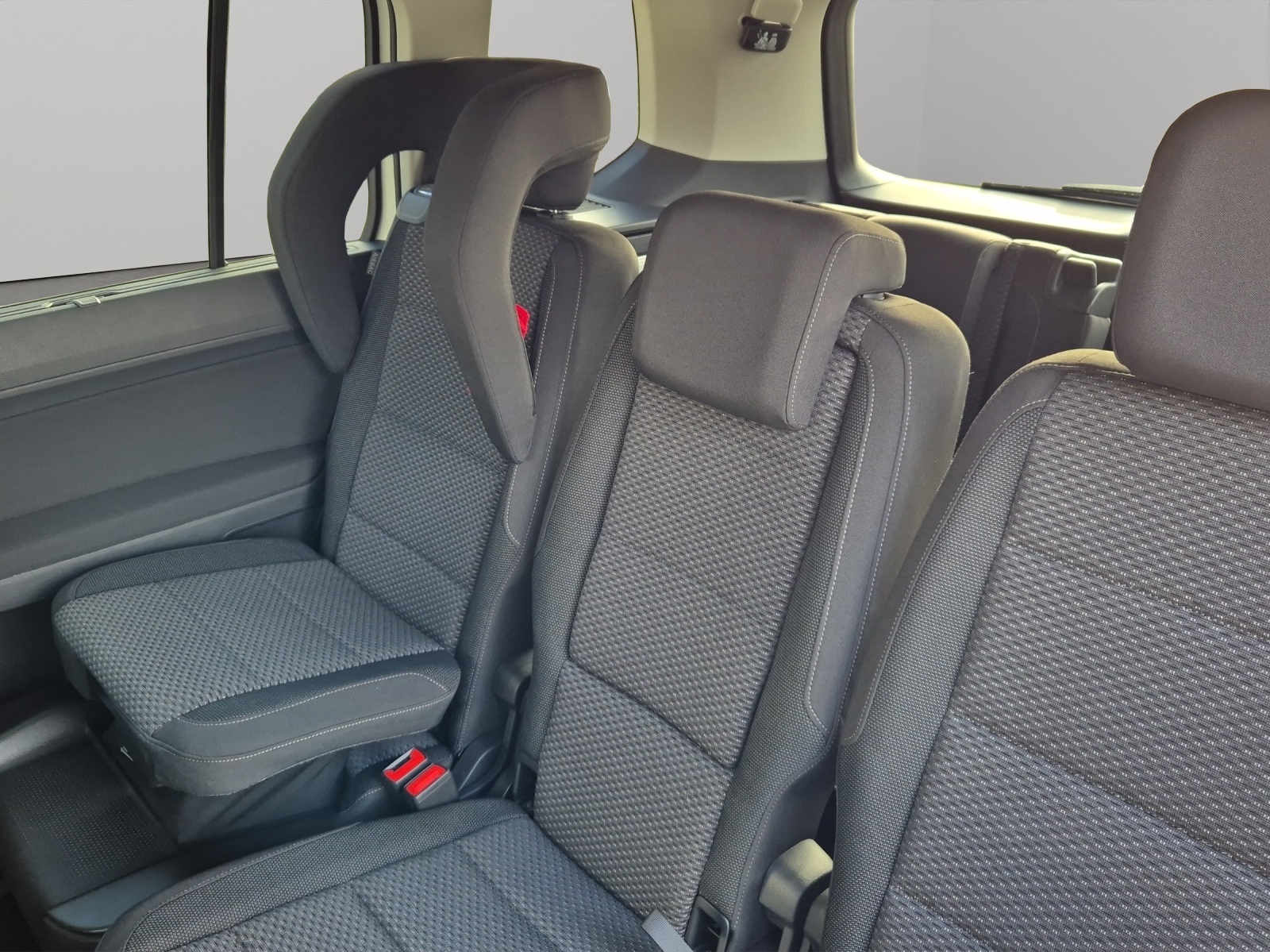 VW Touran 1.5 TSI EVO Comfortline DSG-image-8