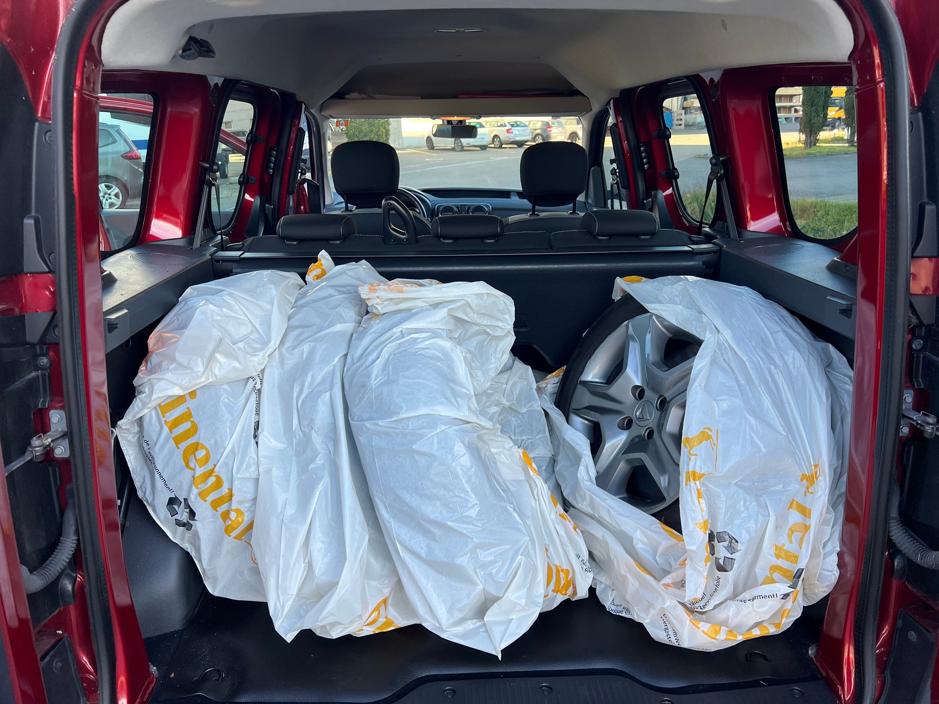 DACIA Dokker 1.5 dCi Stepway-image-18