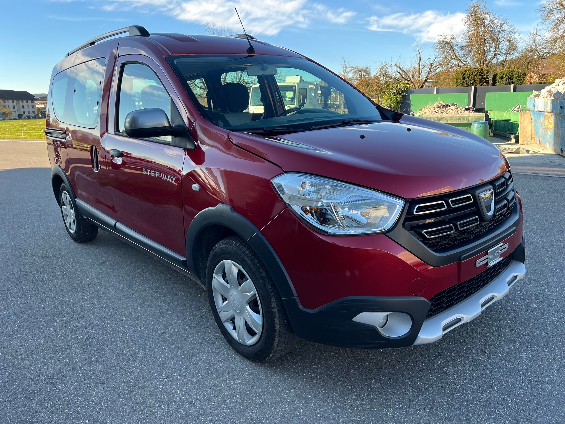 DACIA Dokker 1.5 dCi Stepway-image-1
