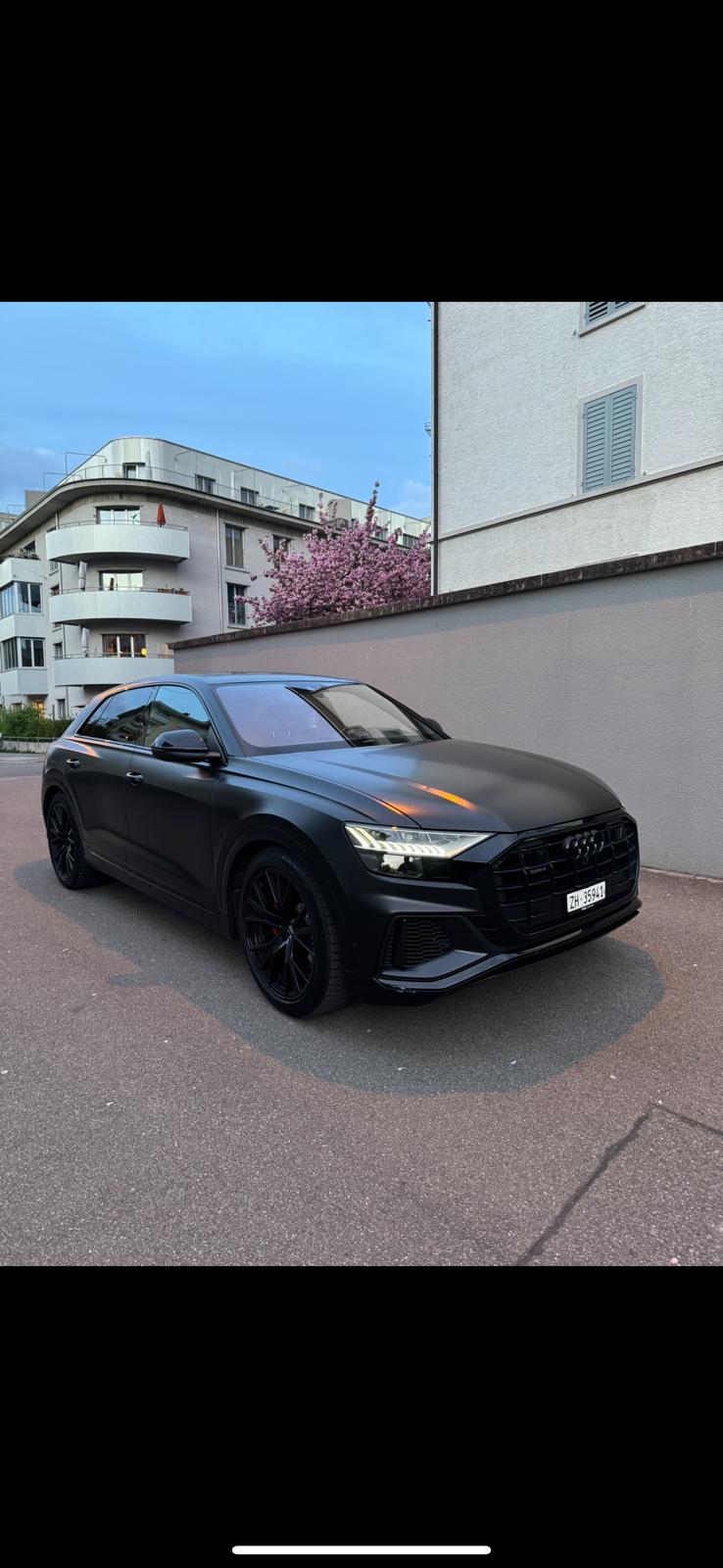 AUDI Q8-image-0