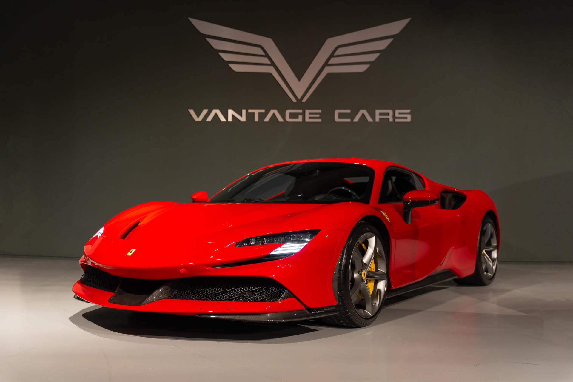 FERRARI SF90 Stradale 4.0-image-0