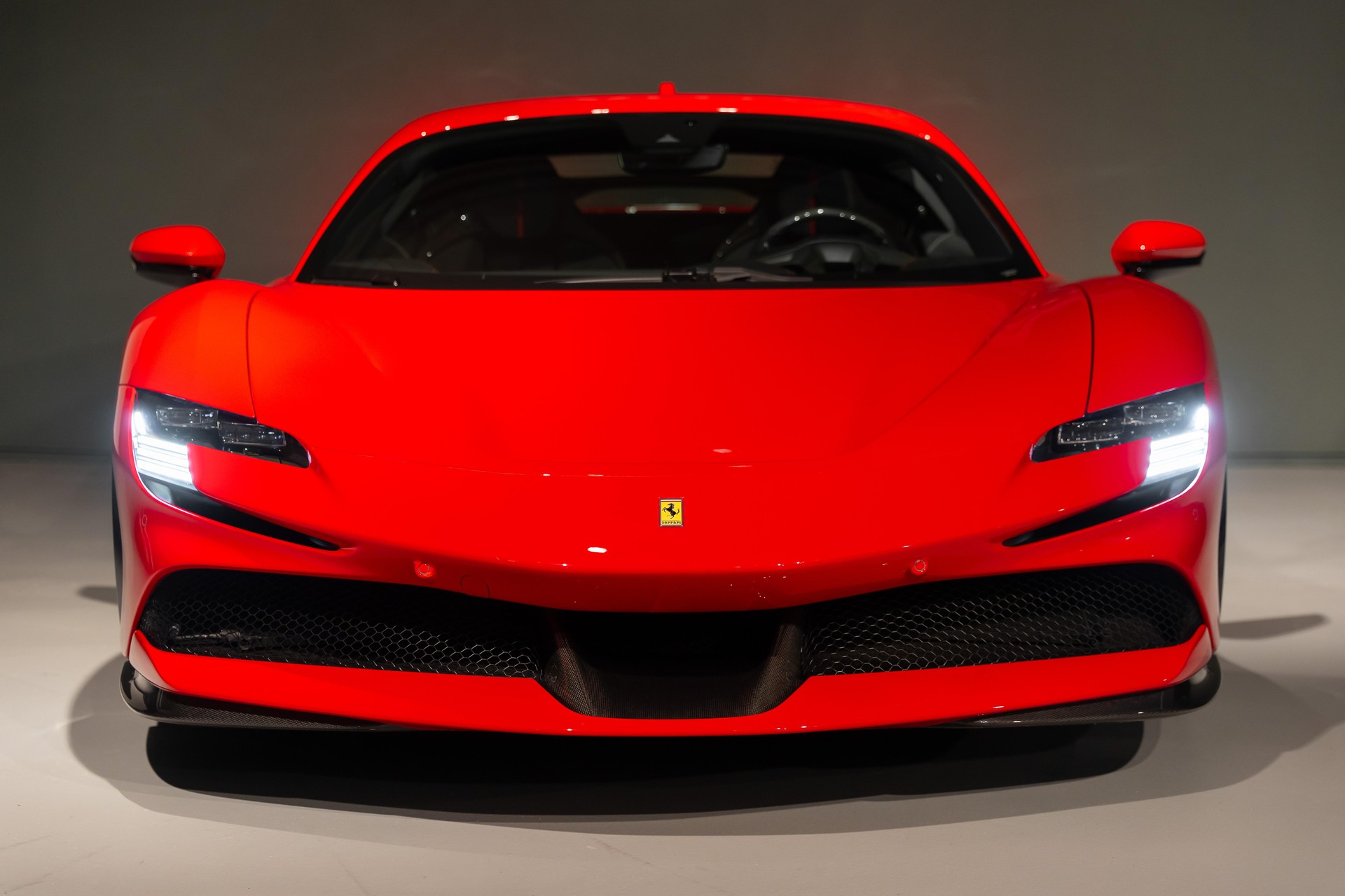 FERRARI SF90 Stradale 4.0-image-4