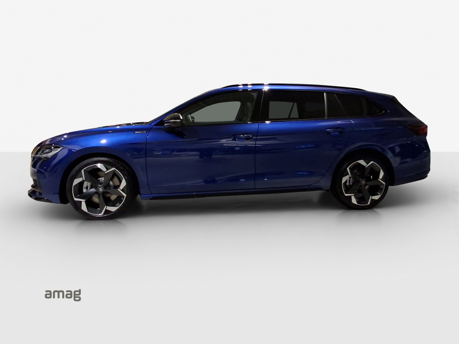 SKODA Superb Combi 2.0 TSI Sportline 4x4 DSG-image-1