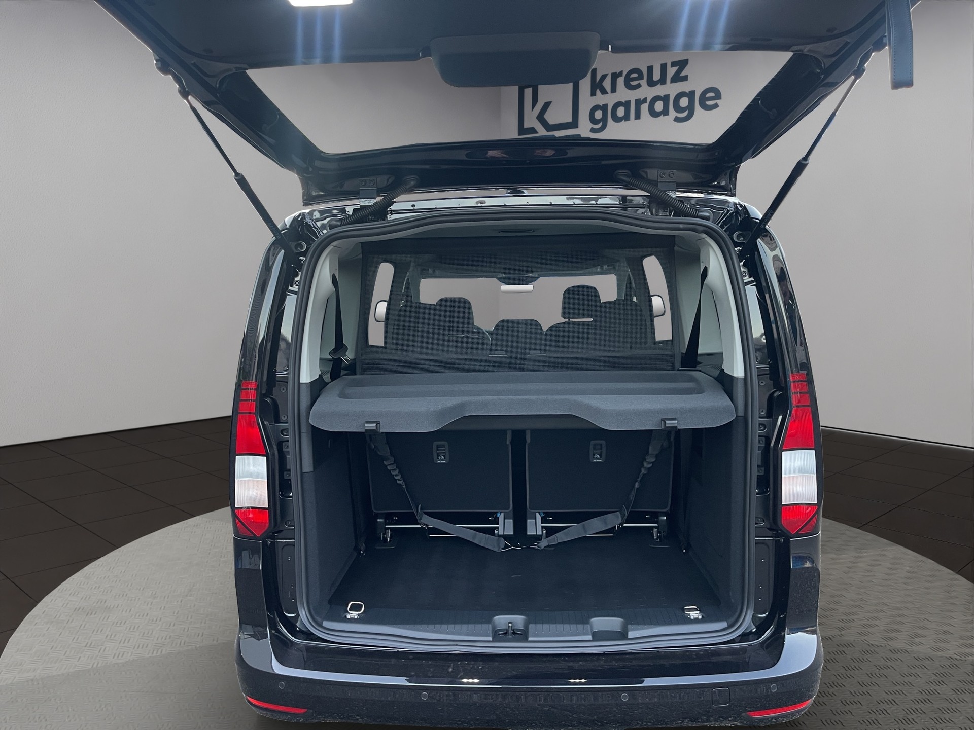 VW Caddy Maxi 1.5 TSI Liberty DSG-image-11