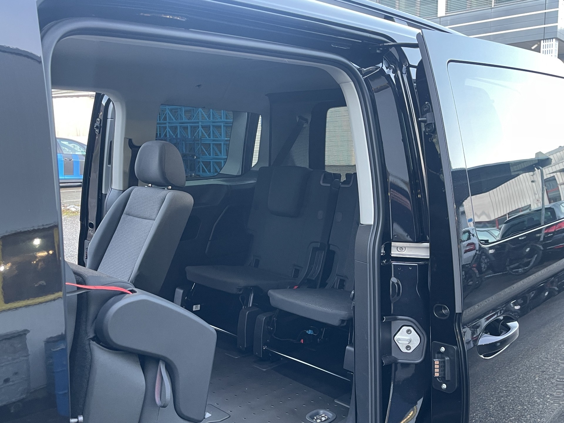 VW Caddy Maxi 1.5 TSI Liberty DSG-image-7