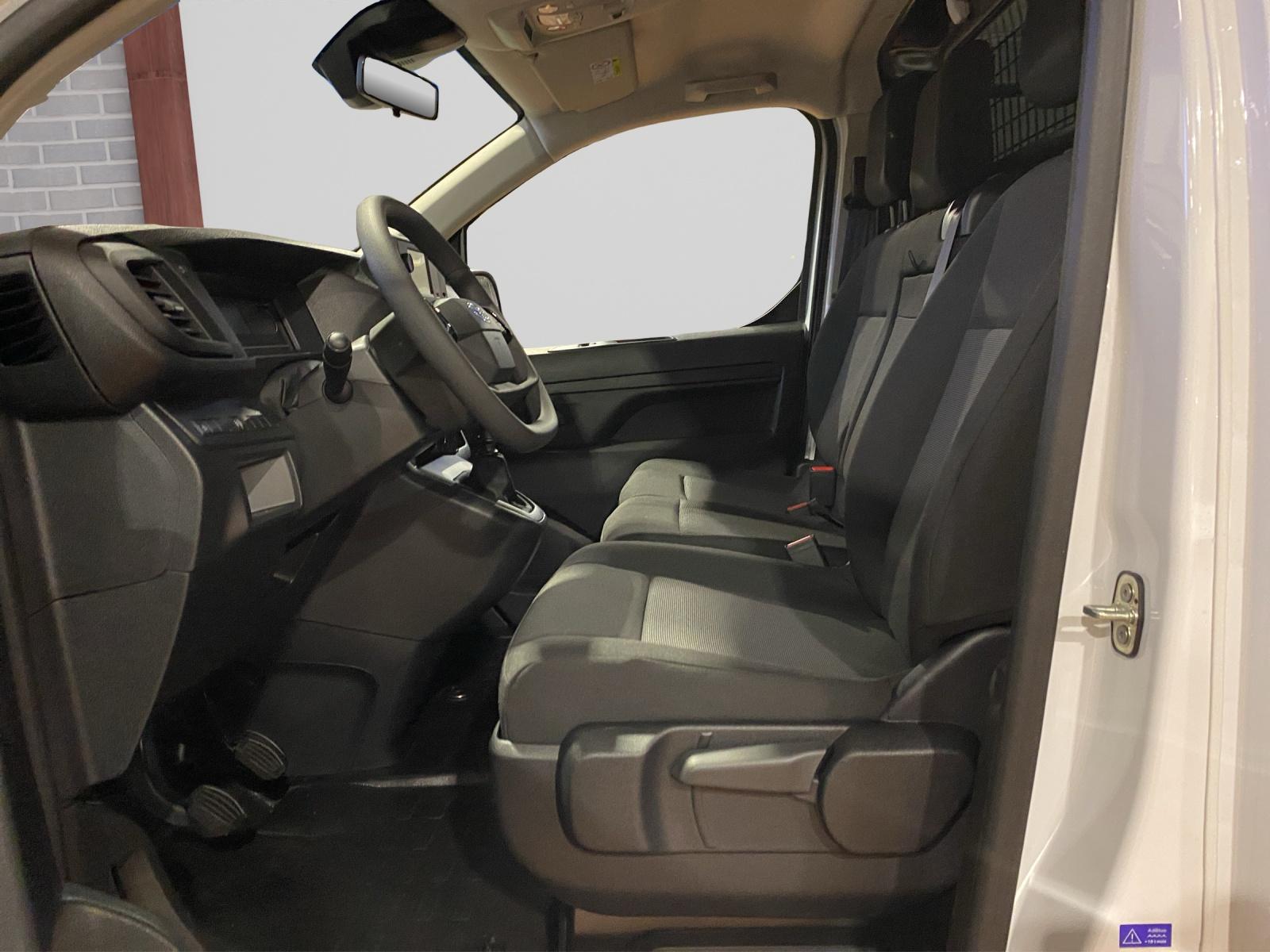 TOYOTA PROACE Van L1 1.5 D Active-image-7