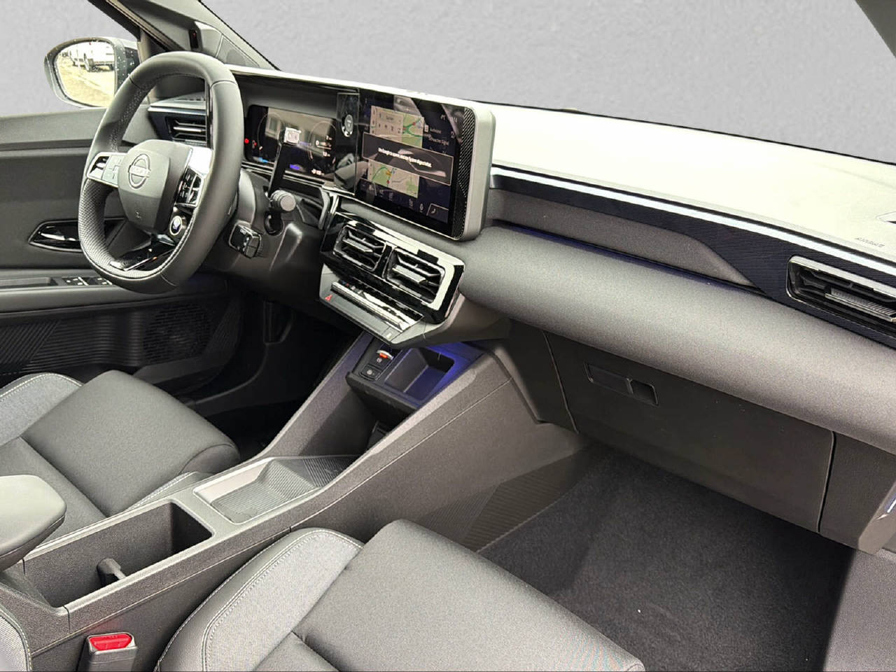 NISSAN Micra Advance 52 Kwh 150 PS-image-5