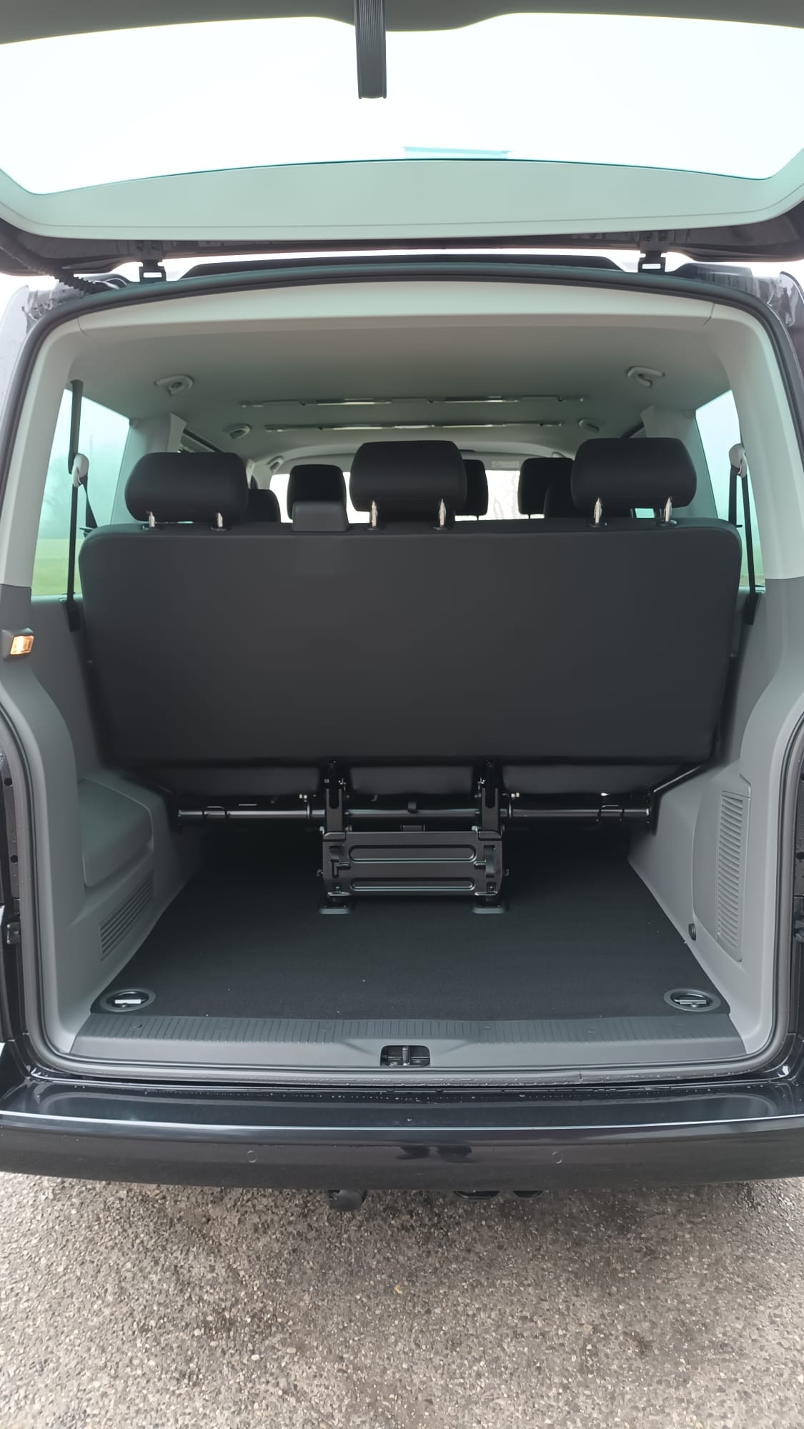VW T6.1 Caravelle 2.0 TDI Comfortline Liberty DSG-image-16
